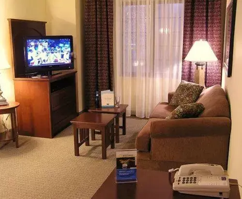 Living room, Seating Area in Staybridge Suites Harrisburg-Hershey, an IHG Hotel