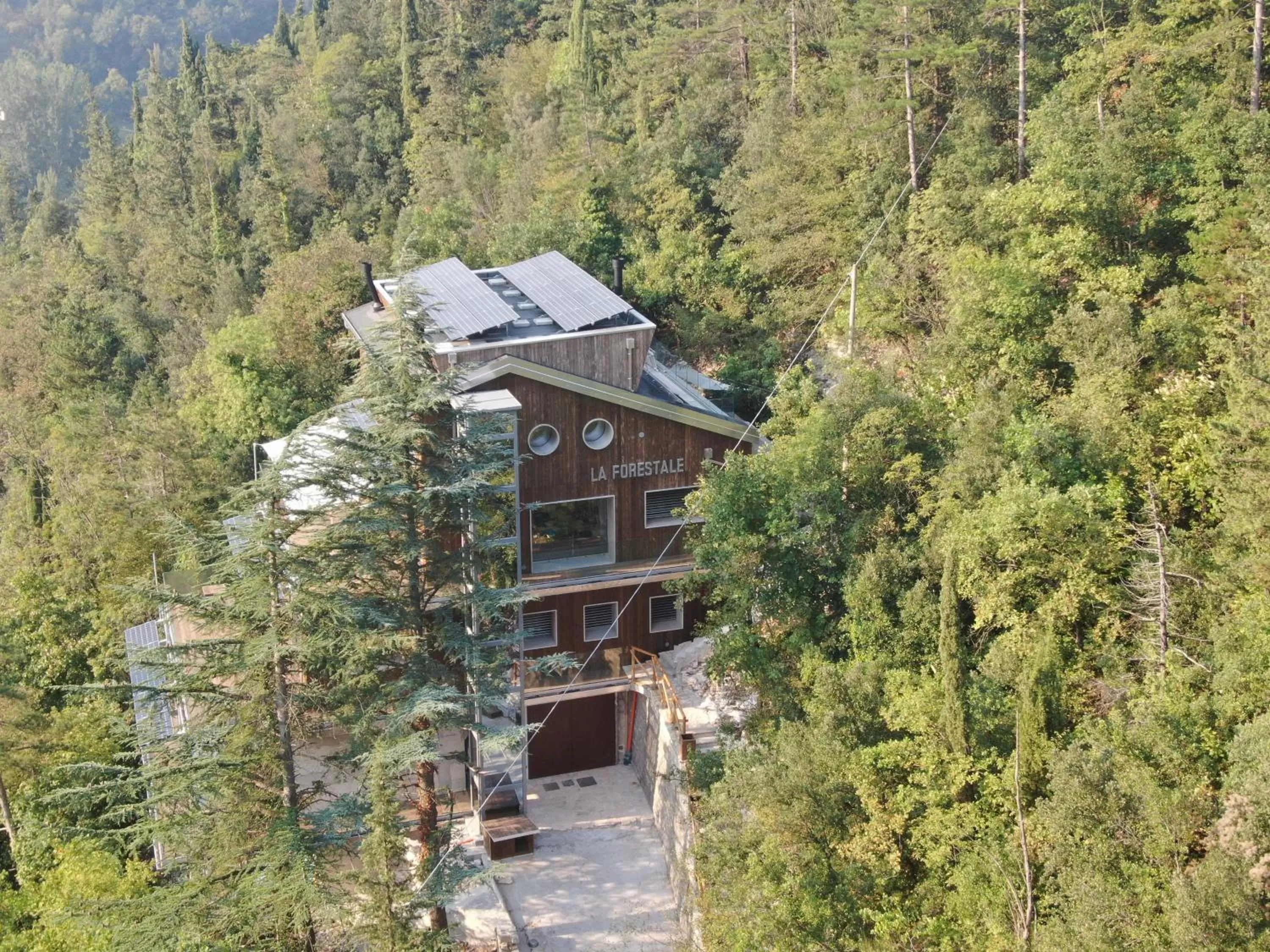 Bird's eye view in La Forestale Luxury Ecolodge B&B Primo Piano