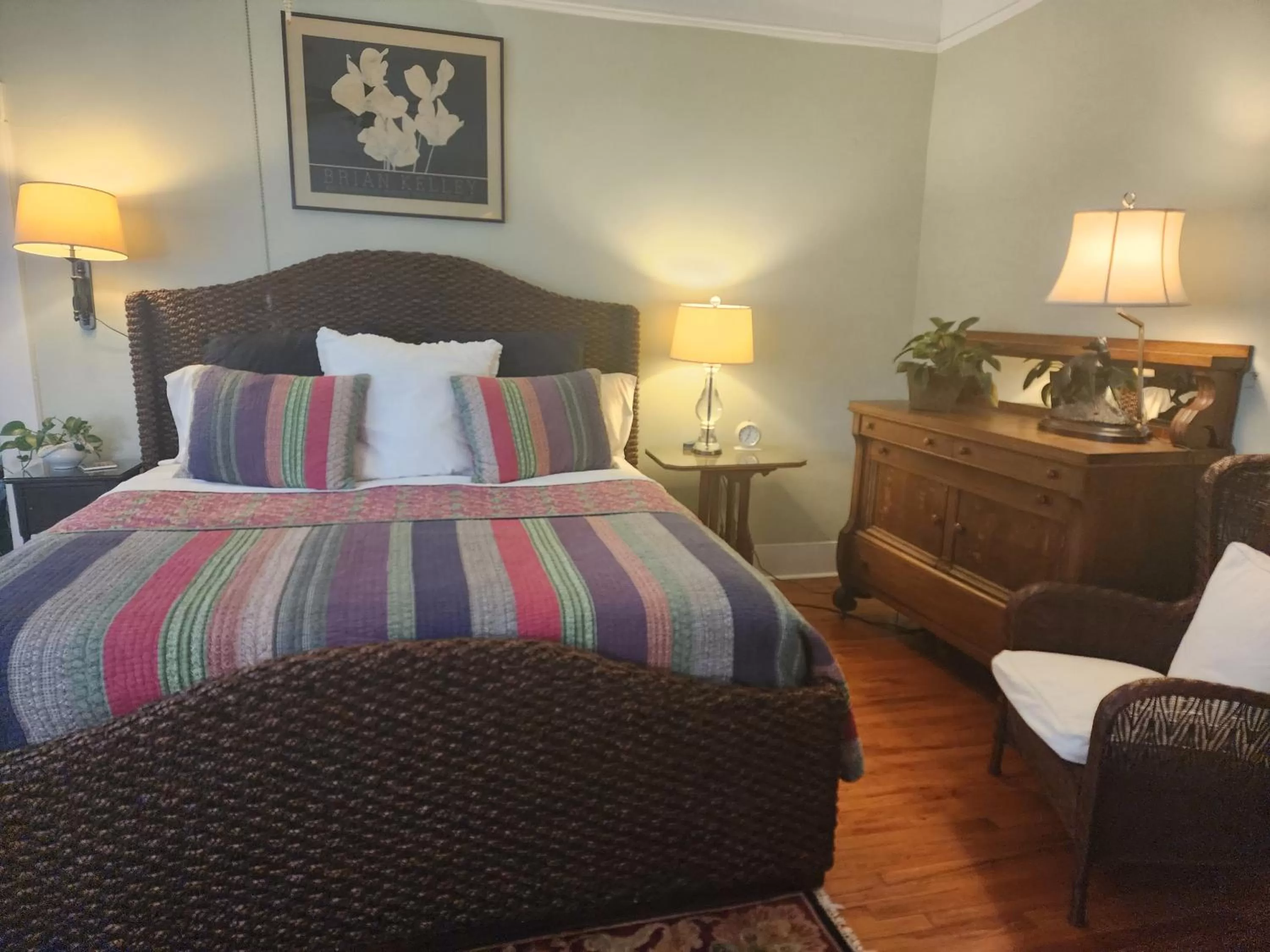 Bed in Rosemont B&B Cottages