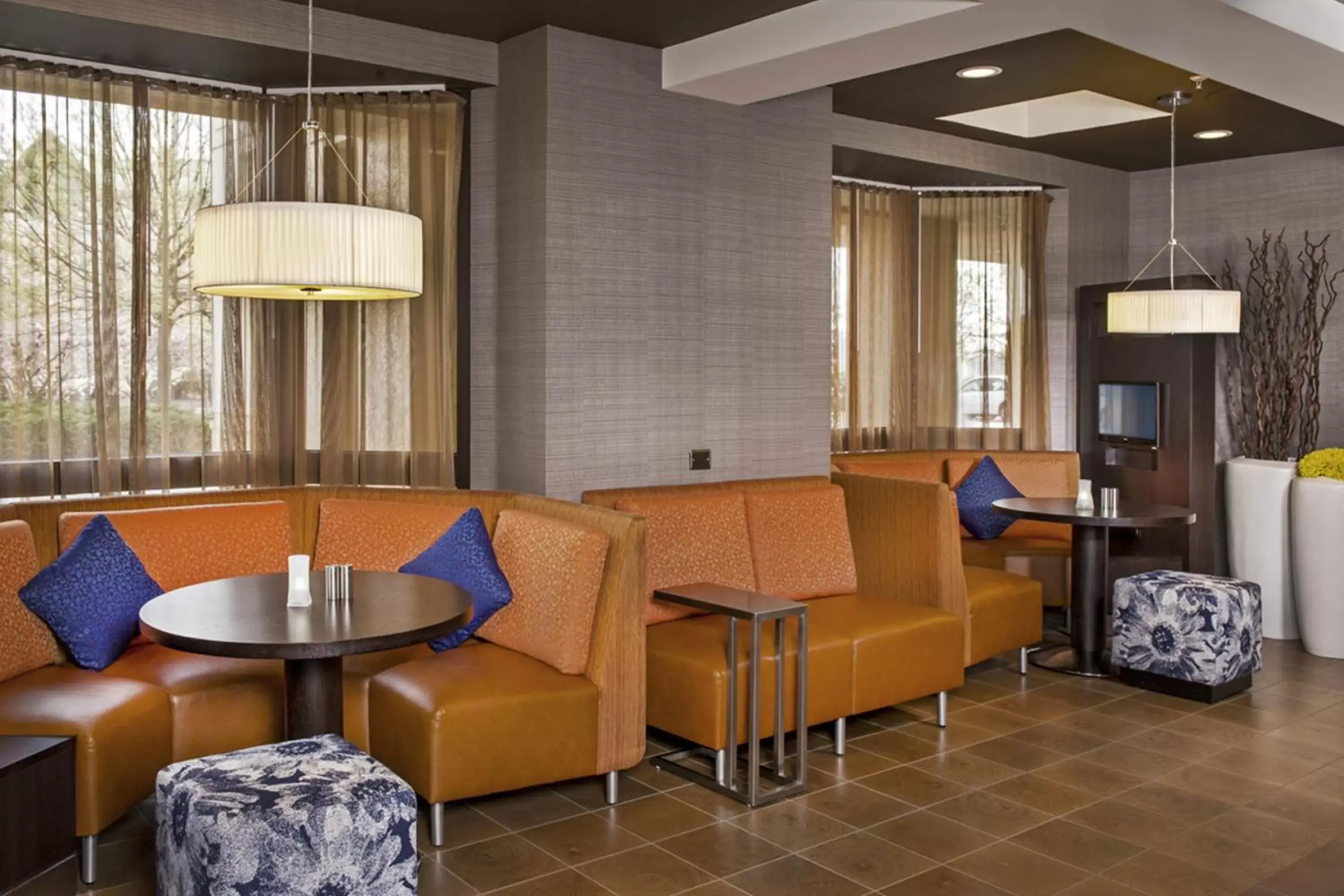 Other, Seating Area in Courtyard by Marriott Richmond Northwest