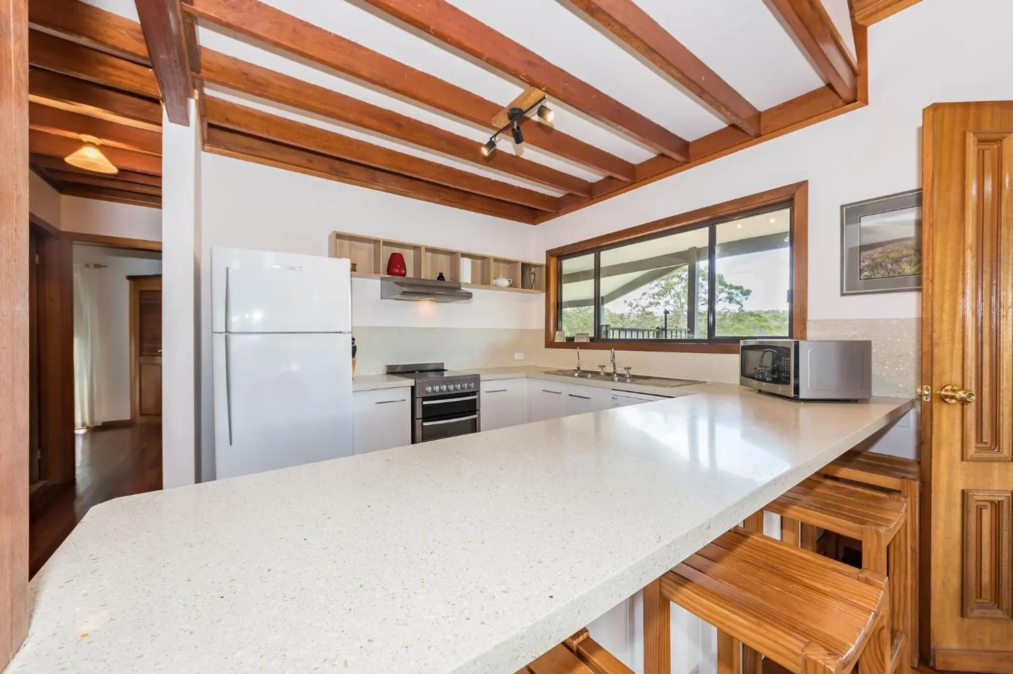 Kitchen or kitchenette, Kitchen/Kitchenette in Clarendon Forest Retreat