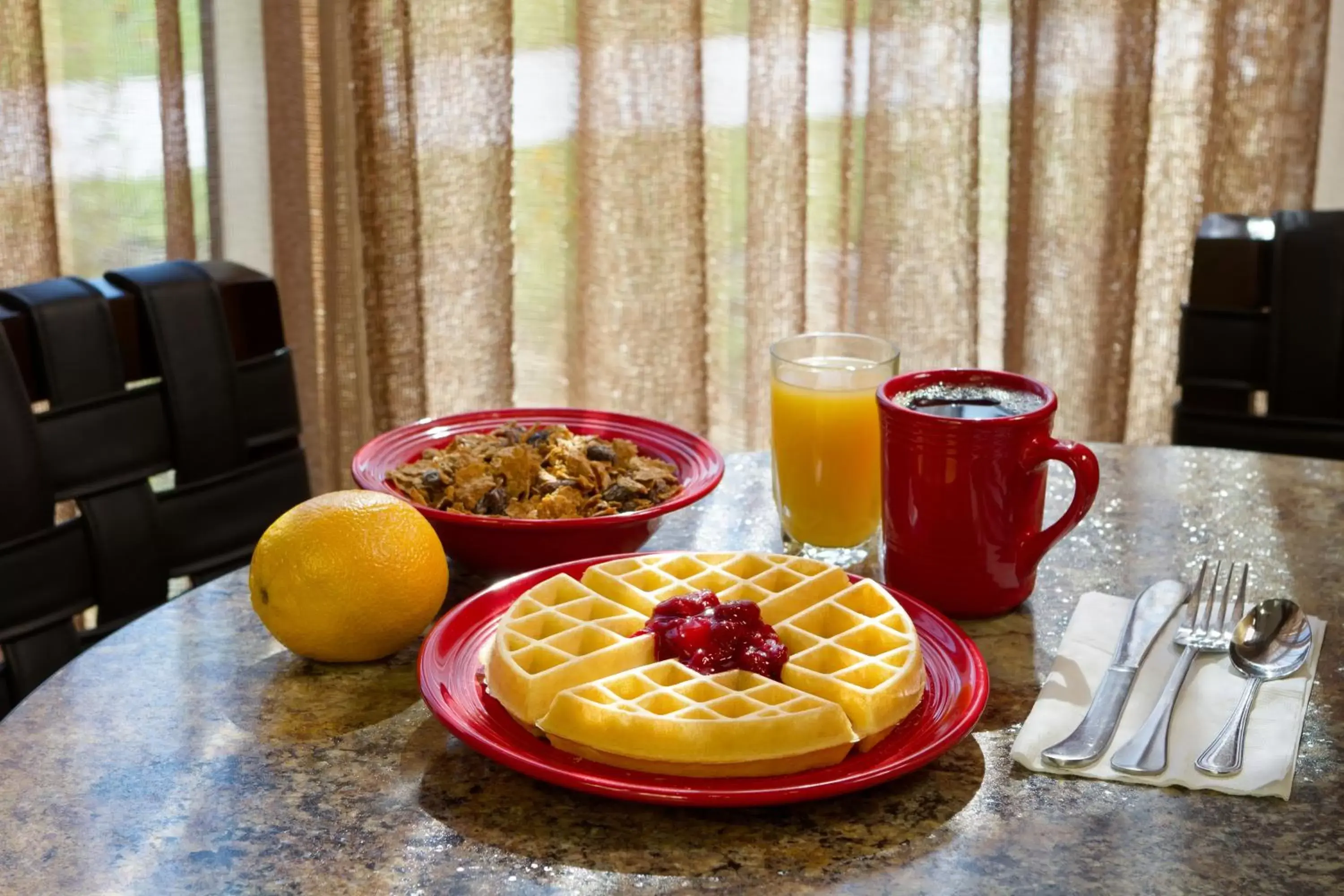 Continental breakfast in ClubHouse Hotel Sioux Falls Continental breakfast in ClubHouse Hotel Sioux Falls