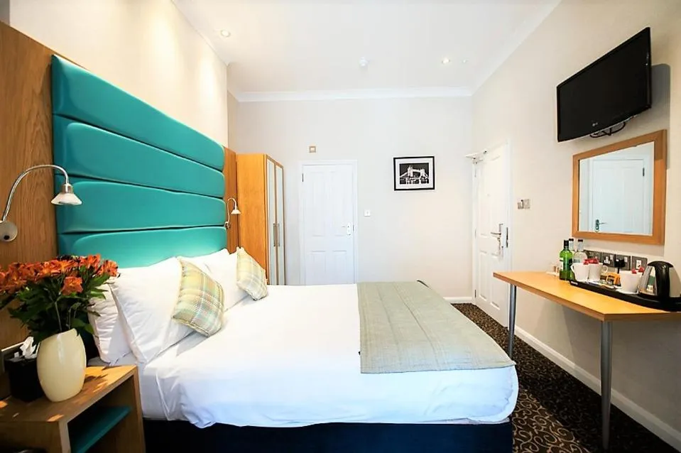 Bed in Astors Belgravia