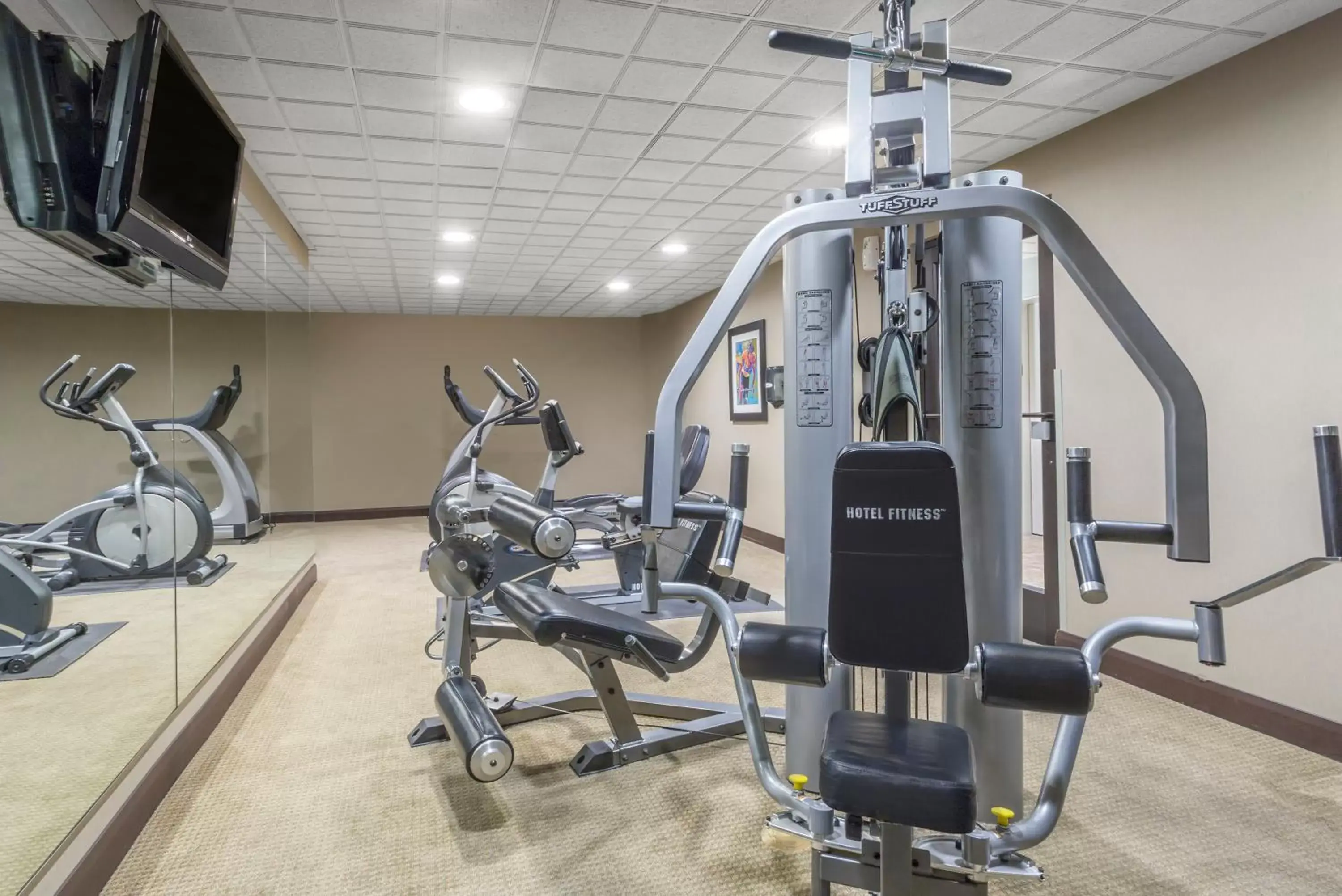 Fitness centre/facilities in Wingate by Wyndham - St. George Fitness centre/facilities in Wingate by Wyndham - St. George