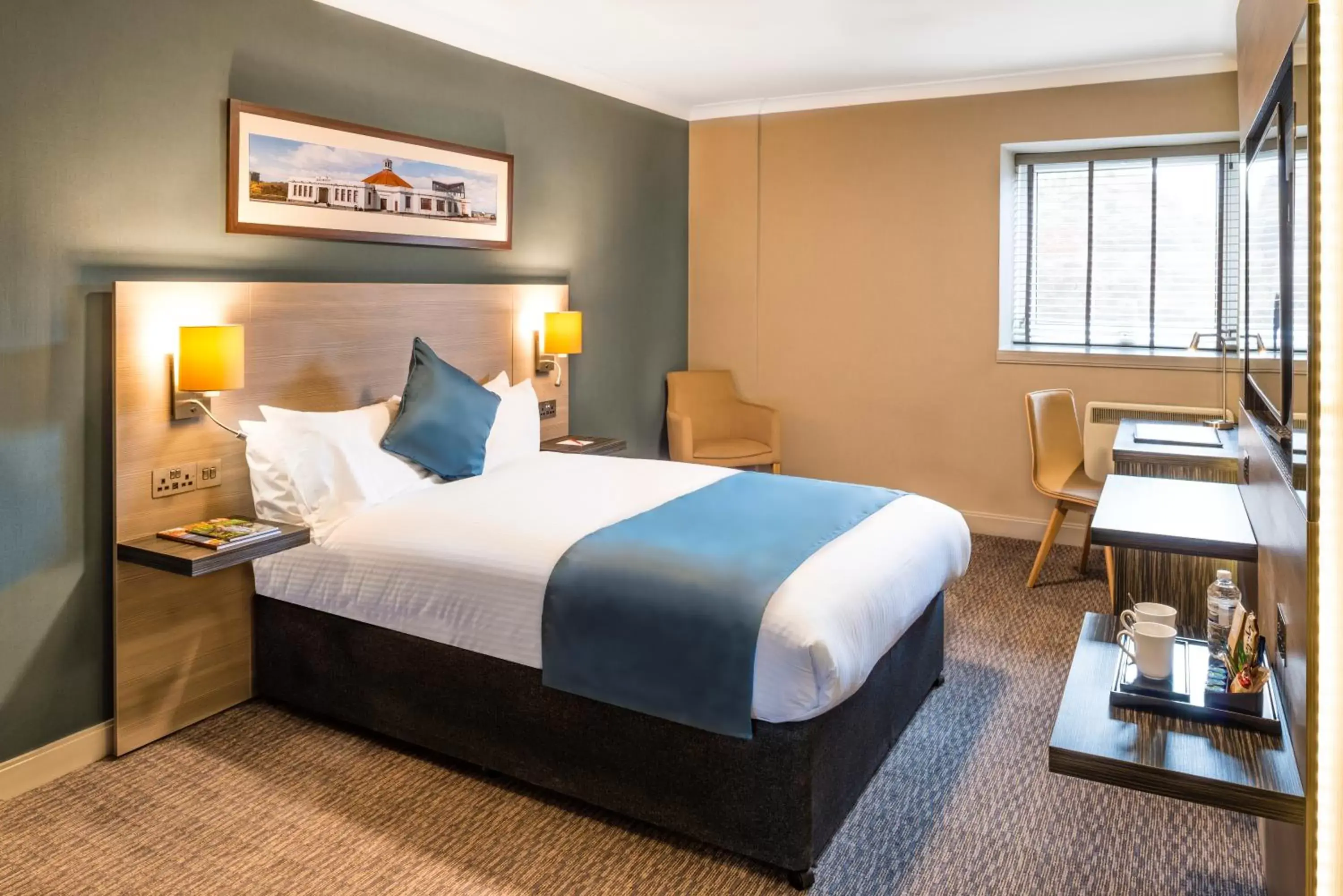 Bedroom, Bed in Copthorne Aberdeen Hotel