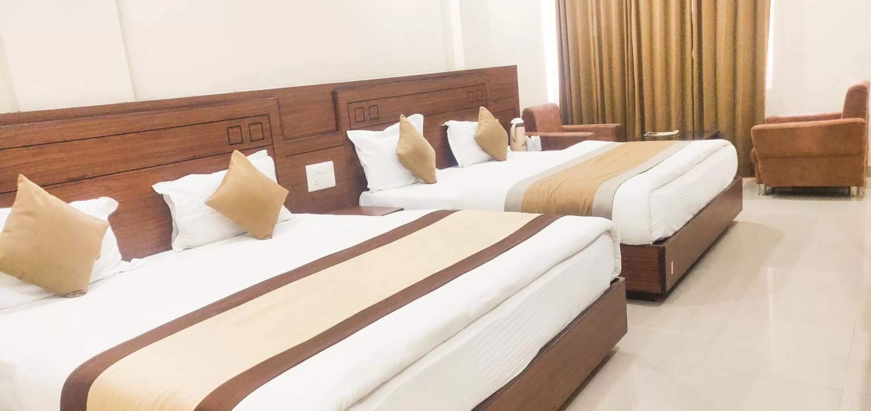 Bedroom, Bed in Hotel The Vaishno Devi Hills