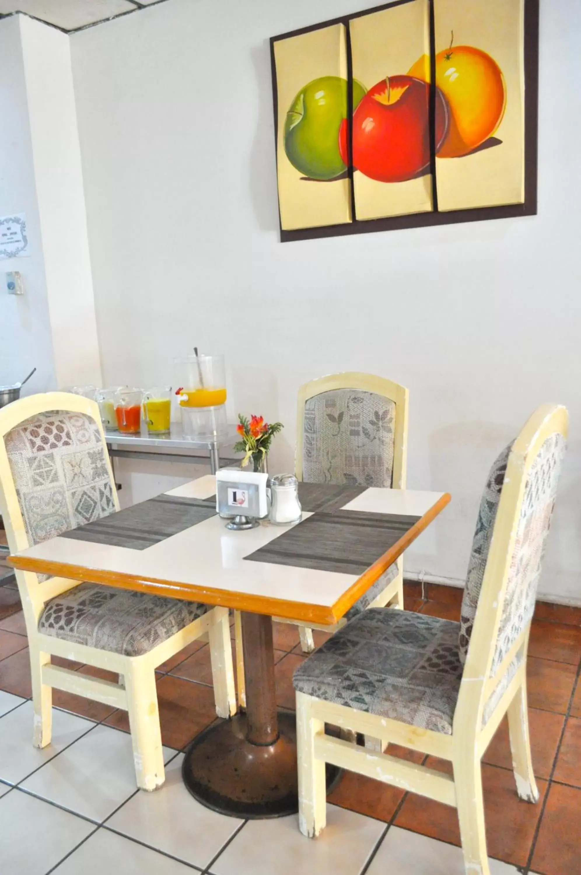 Dining Area in Hotel Trevi