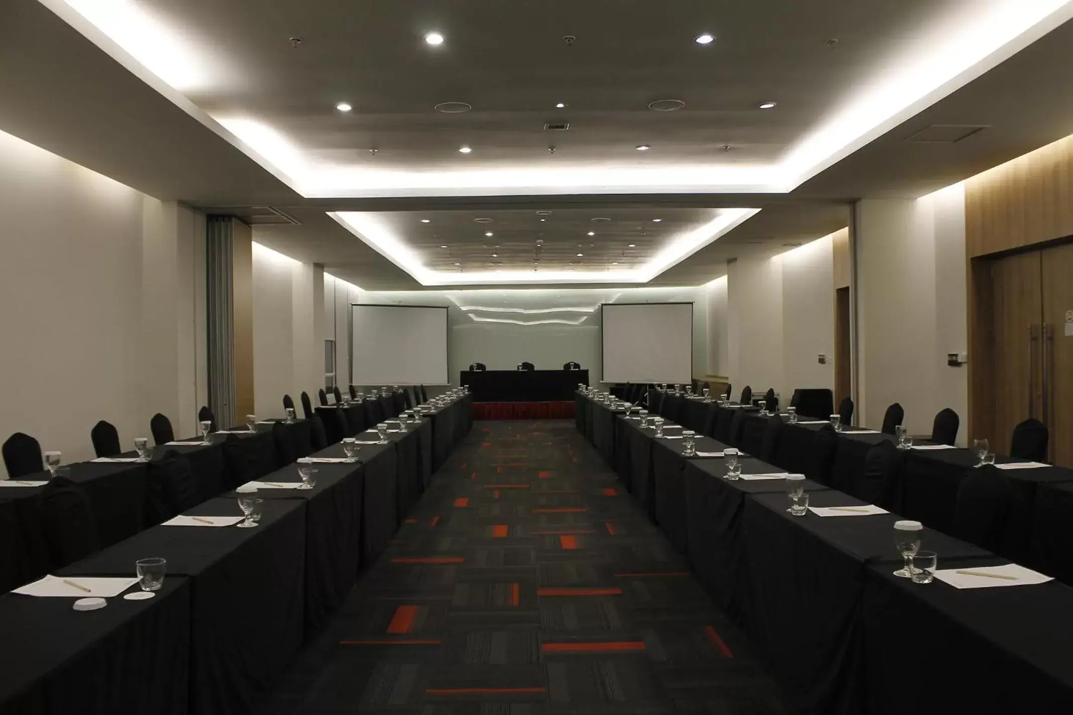 Meeting/conference room in Grand Zuri Malioboro