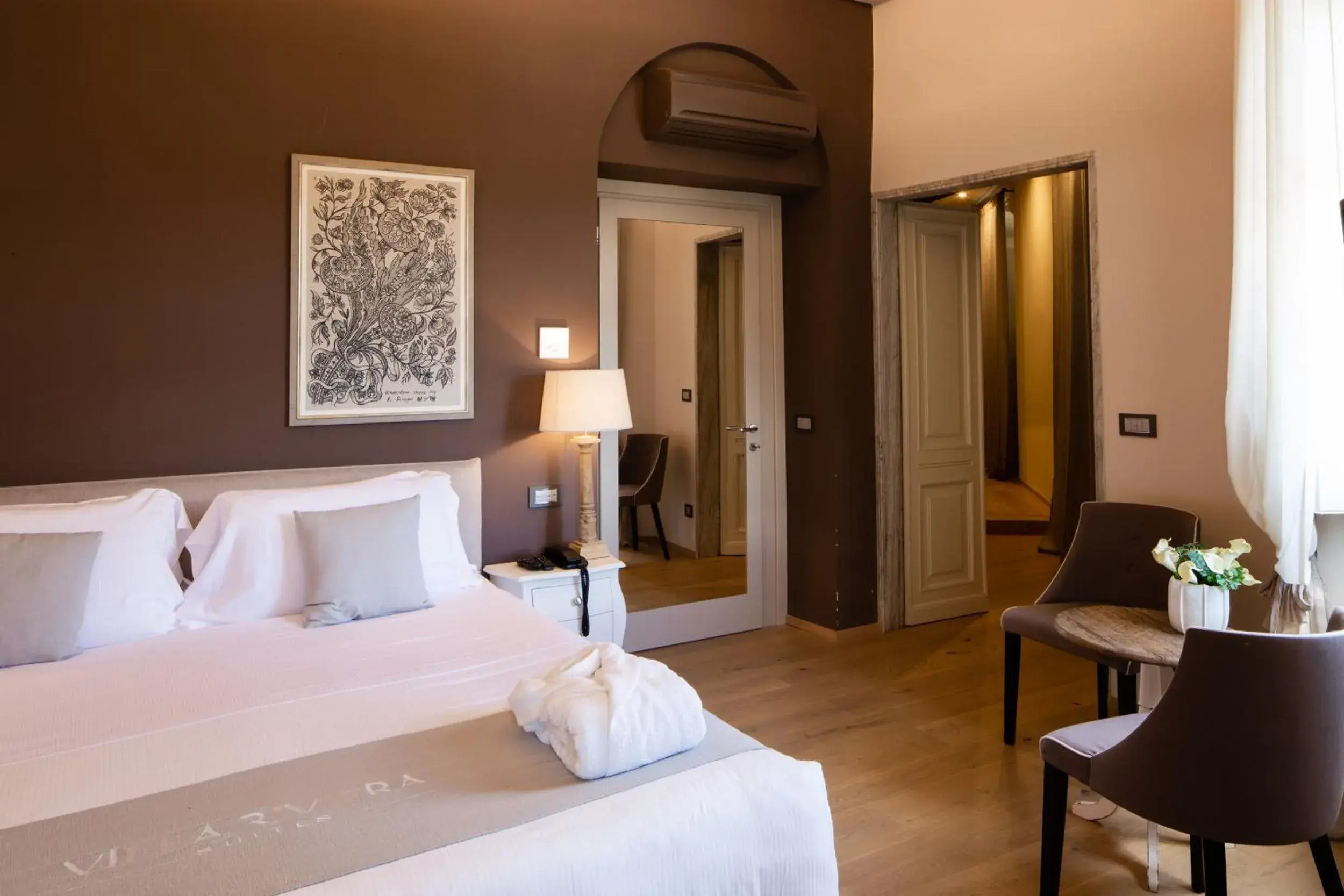 Bedroom, Bed in Villa Riviera Resort