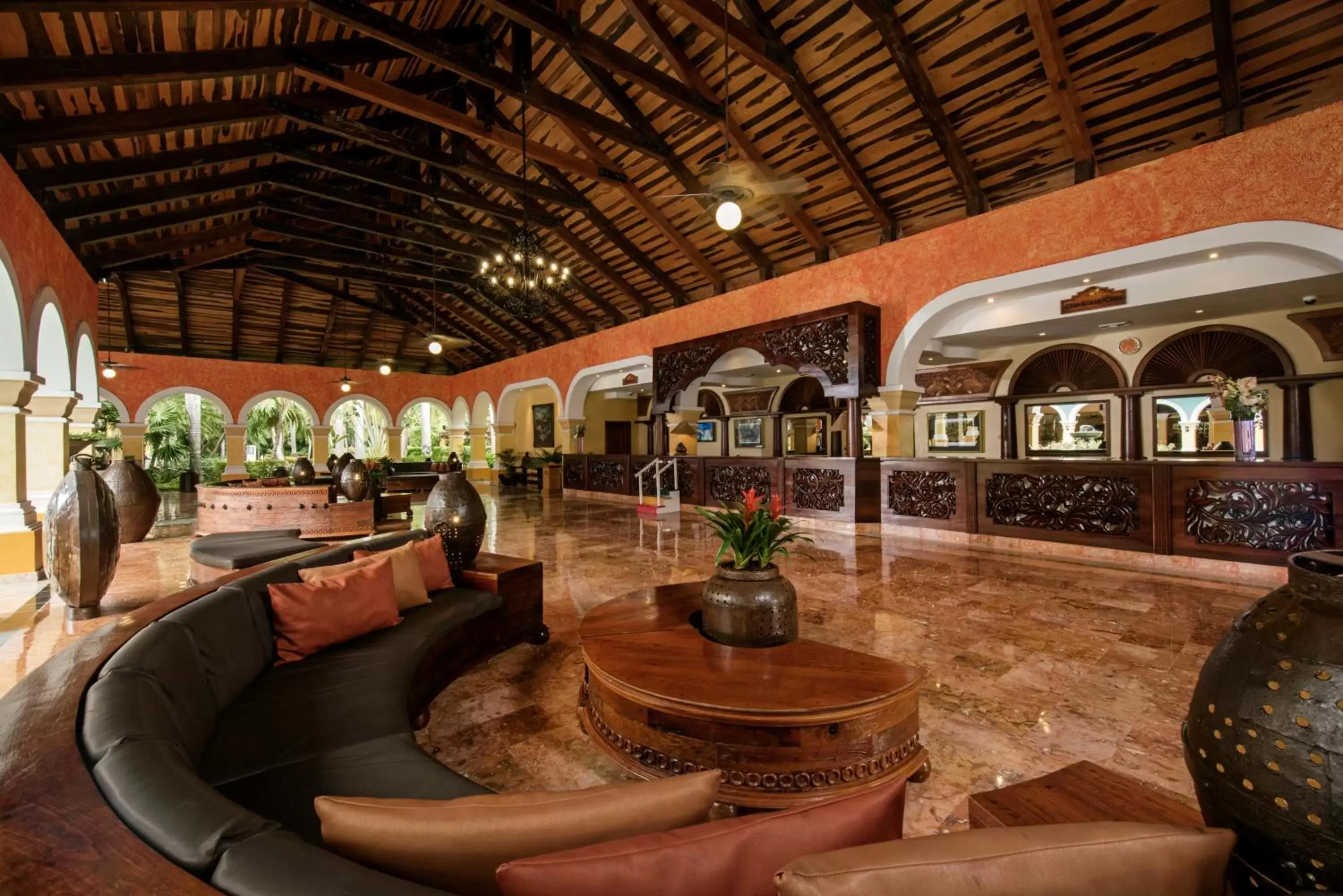 Lobby or reception, Lounge/Bar in Iberostar Paraíso Beach