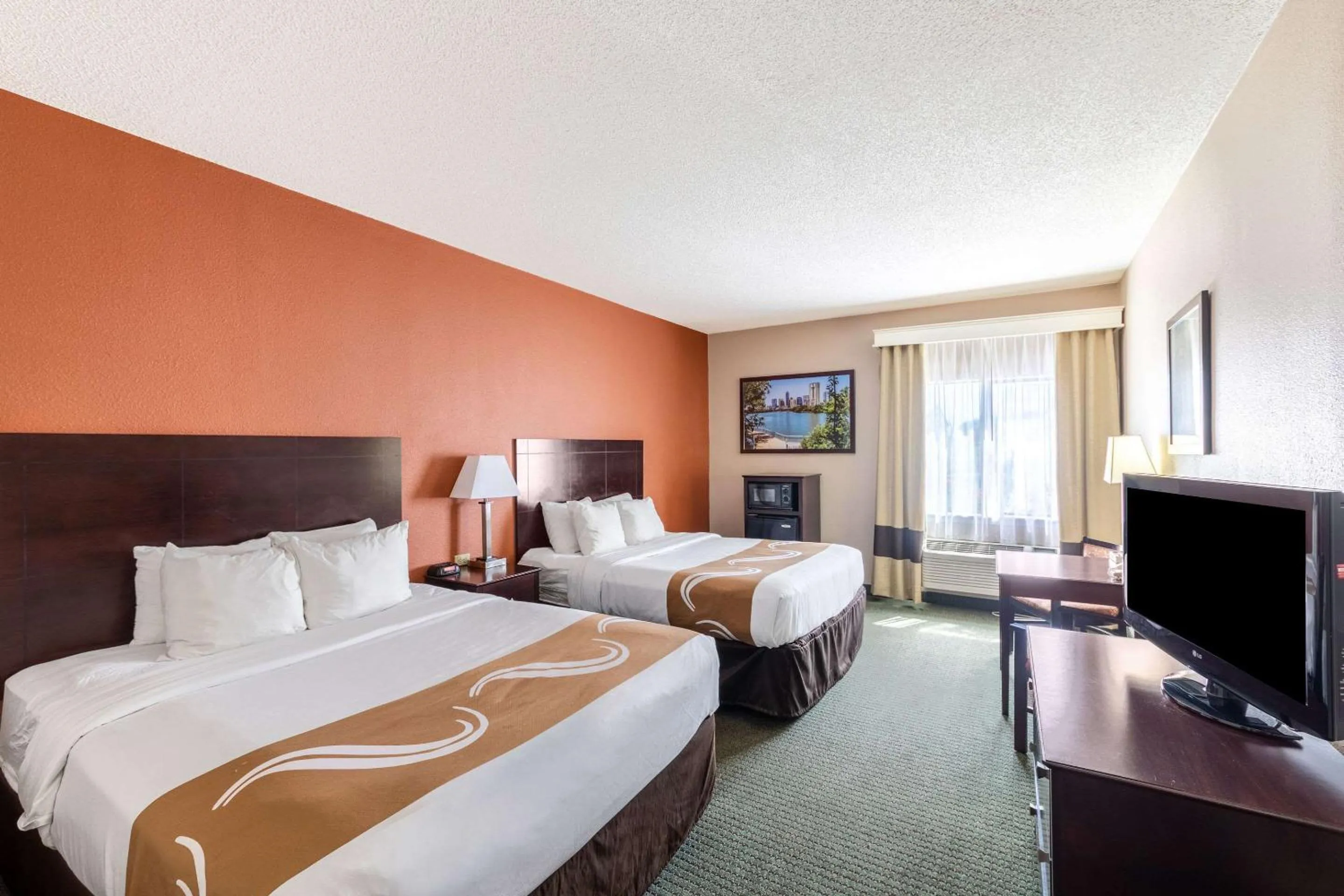 Photo of the whole room, Bed in Quality Inn Cedar Park - Austin Northwest