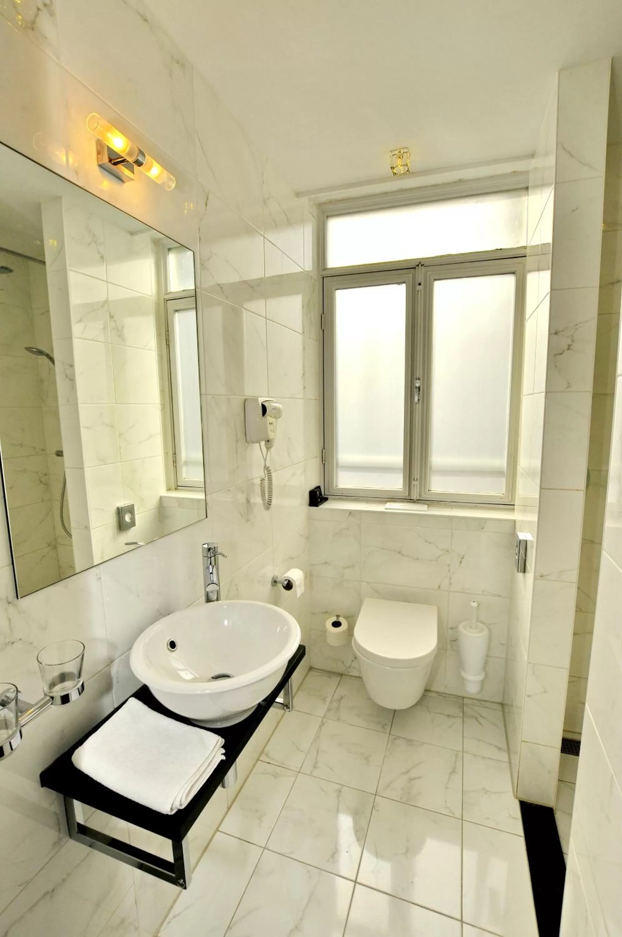 Bathroom in Hotel Parkview