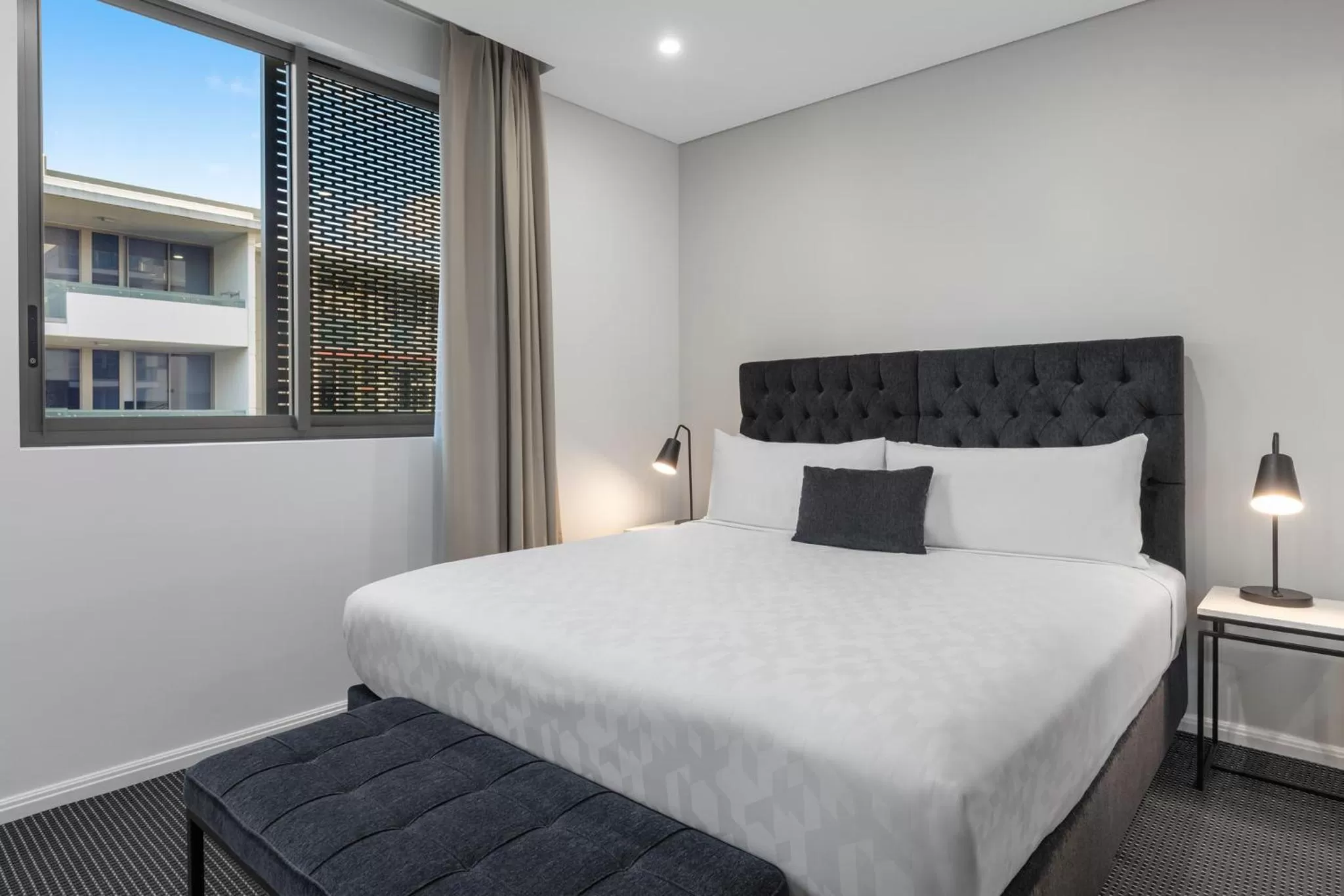 Bedroom, Bed in Meriton Suites North Ryde