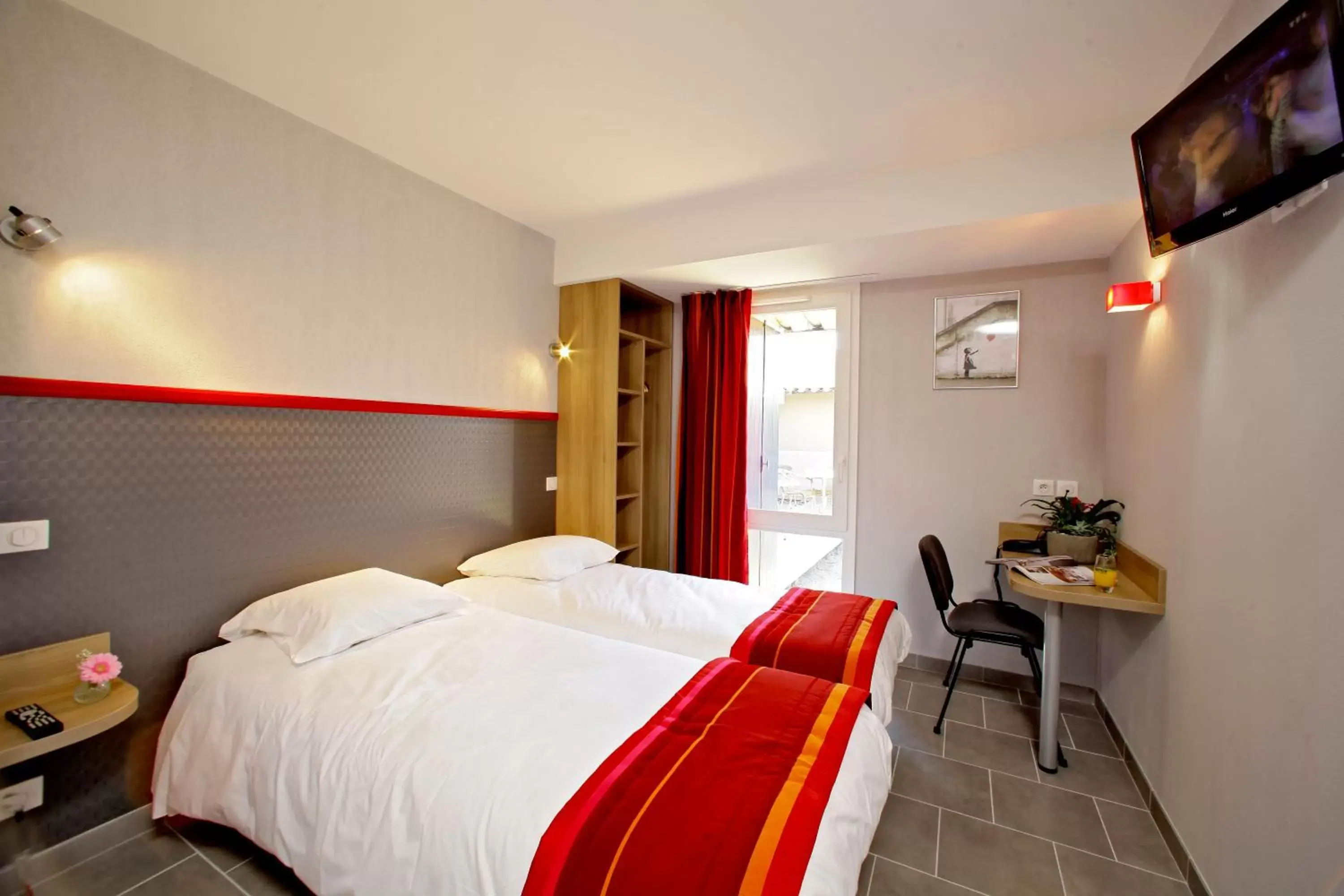 Twin Room in The Originals City, Hôtel Albizia, Sarlat-la-Canéda (Inter-Hotel)