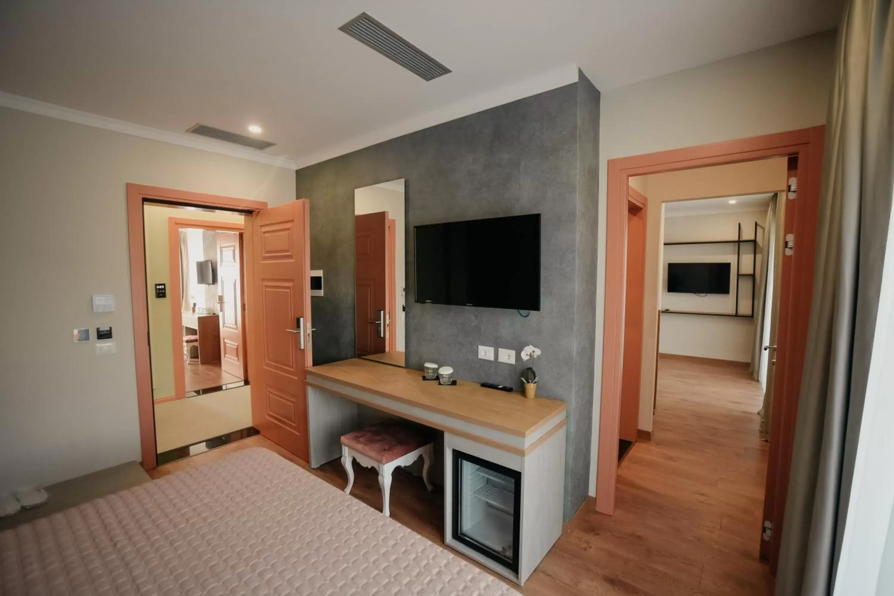 Junior Suite in Martiness Hotel Durres Junior Suite in Martiness Hotel Durres