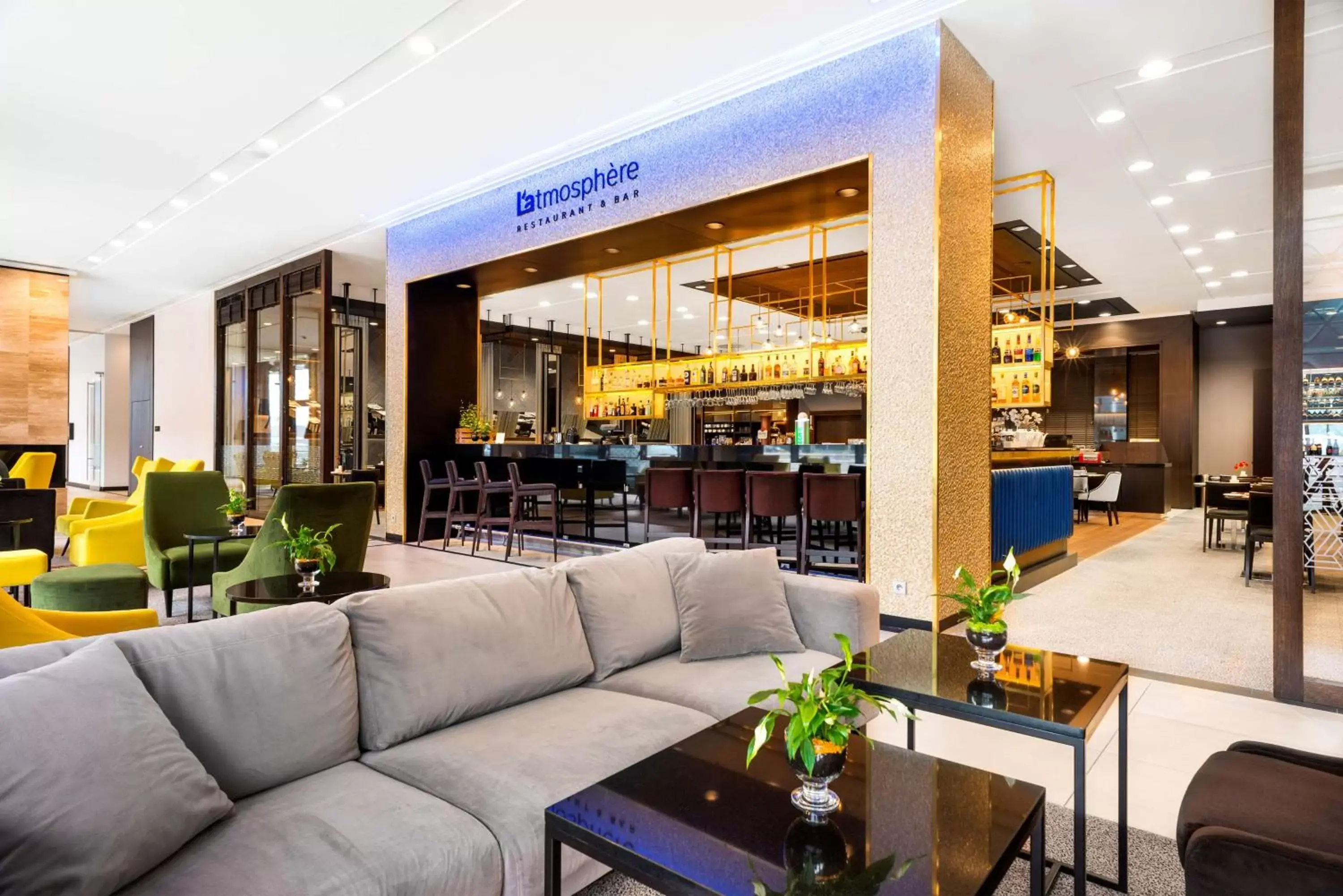 Lobby or reception in Hilton Garden Inn Krakow Airport