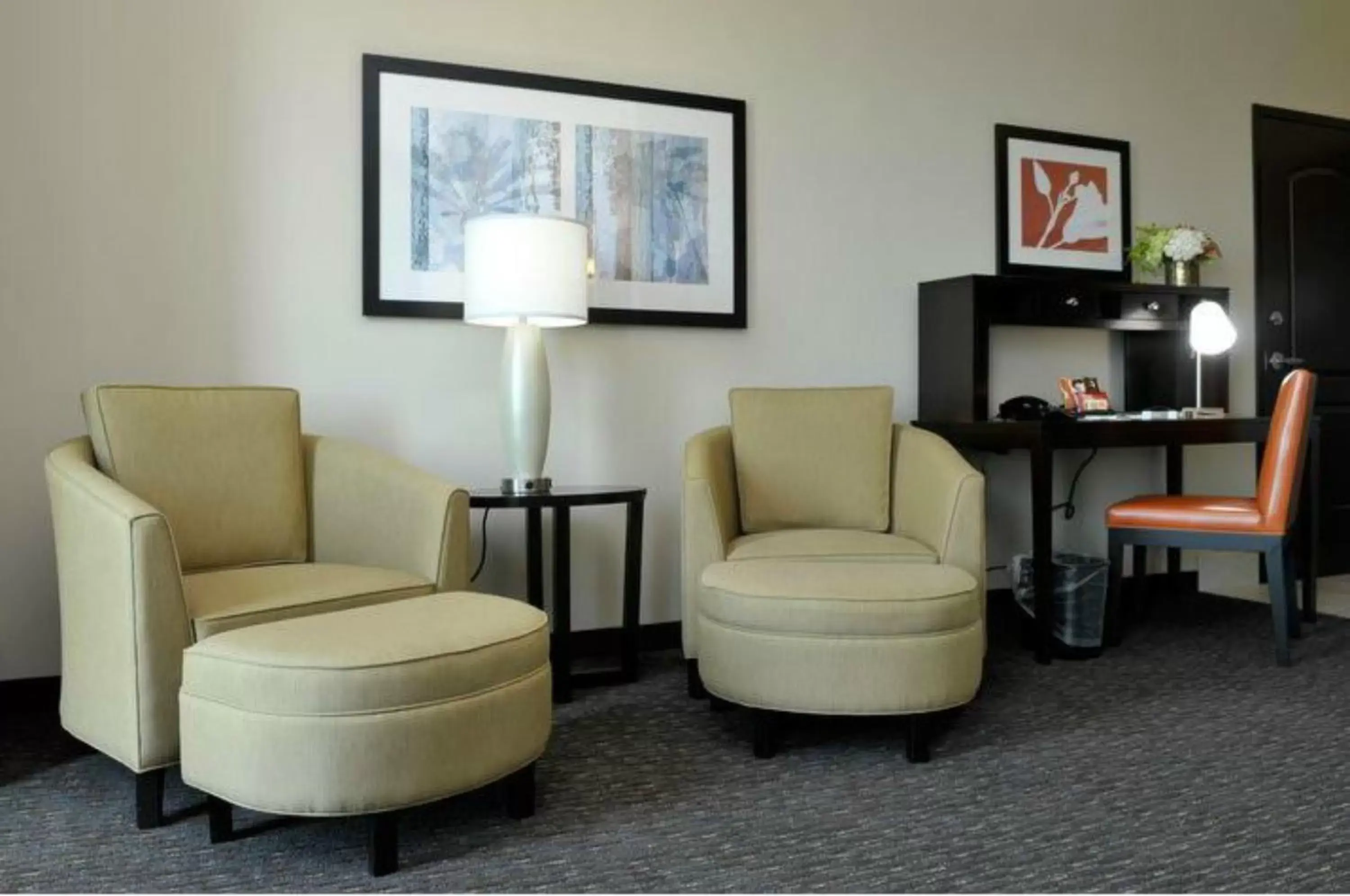 Other, Seating Area in Staybridge Suites St. Petersburg FL, an IHG Hotel