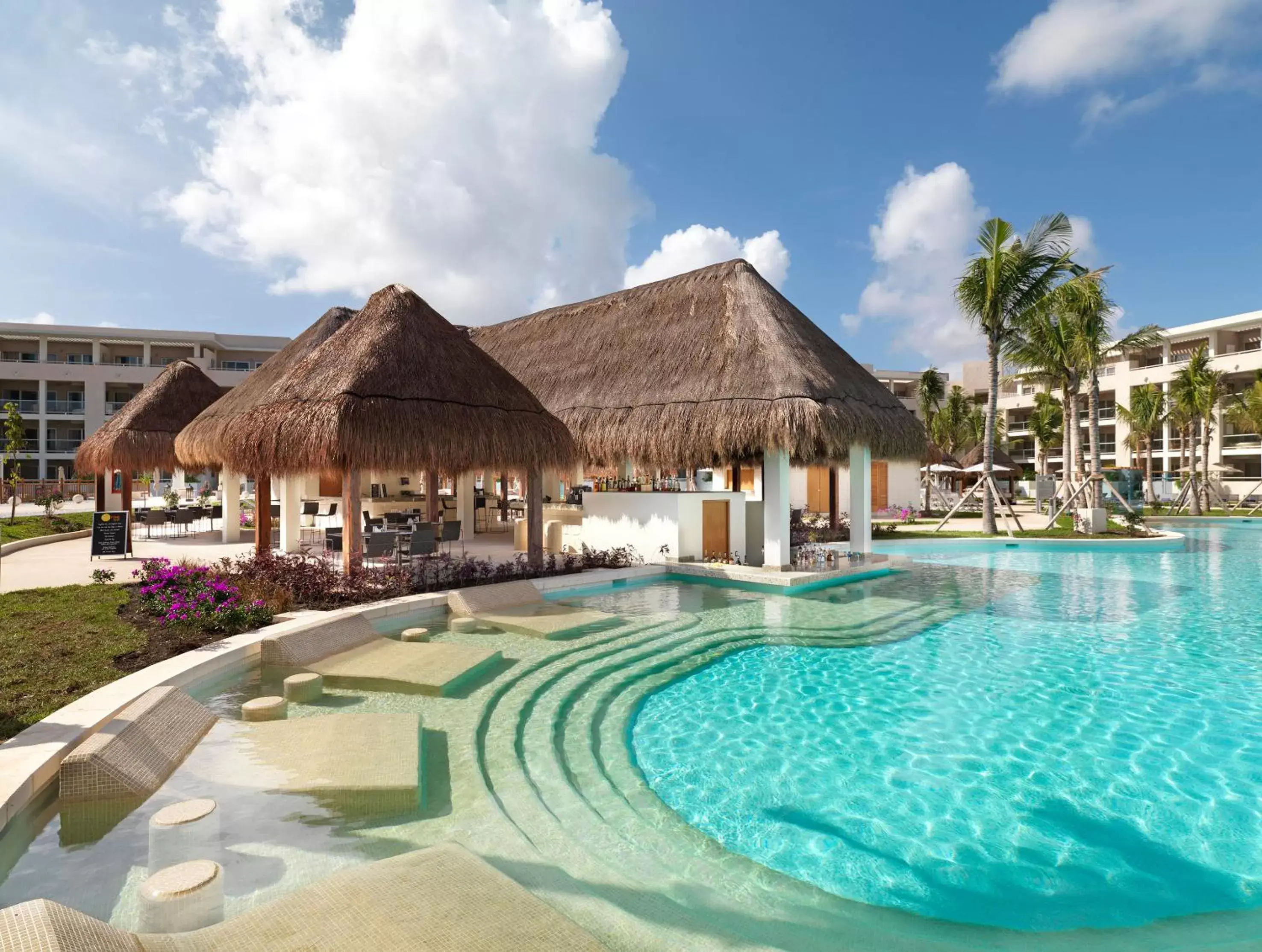 Swimming Pool in Paradisus Playa del Carmen All Inclusive