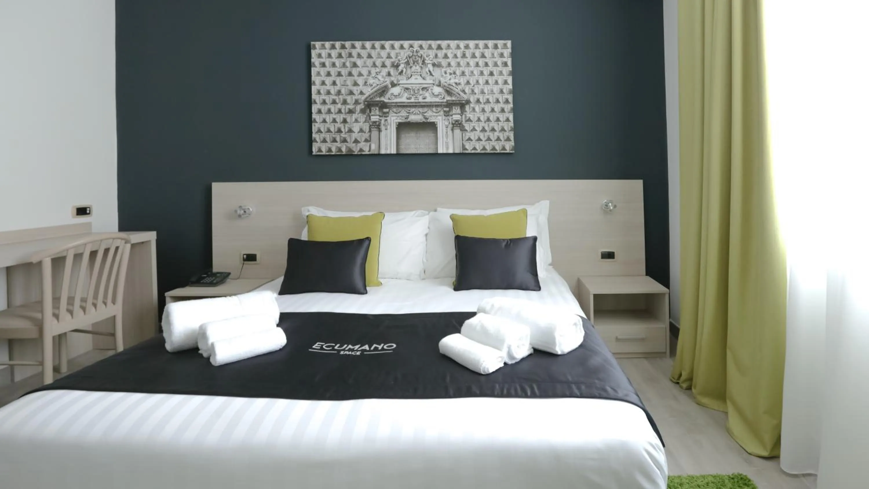 Bedroom, Bed in Ecumano Space