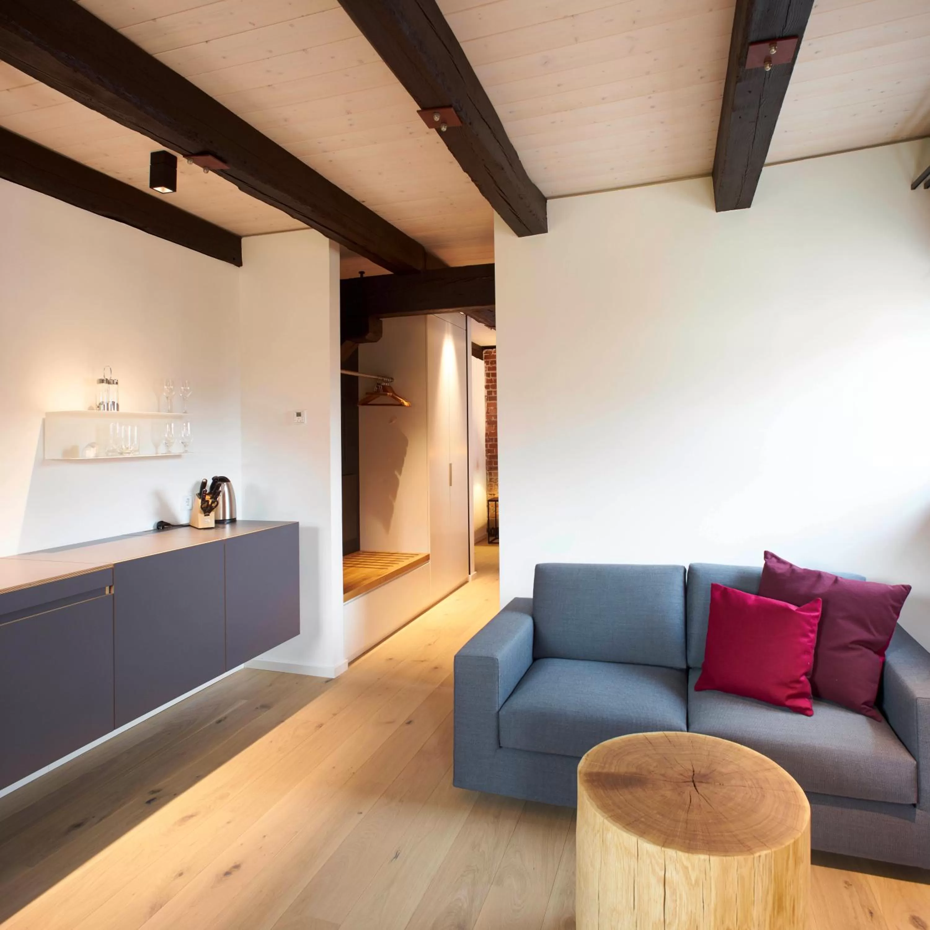 Photo of the whole room in meinwolfsburg hotel auf dem rittergut vormals Yard Boarding Hotel