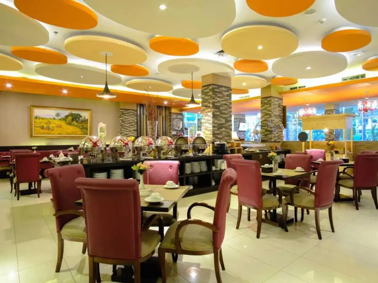 Restaurant/places to eat in Sapphire Sky Hotel & Conference Restaurant/places to eat in Sapphire Sky Hotel & Conference