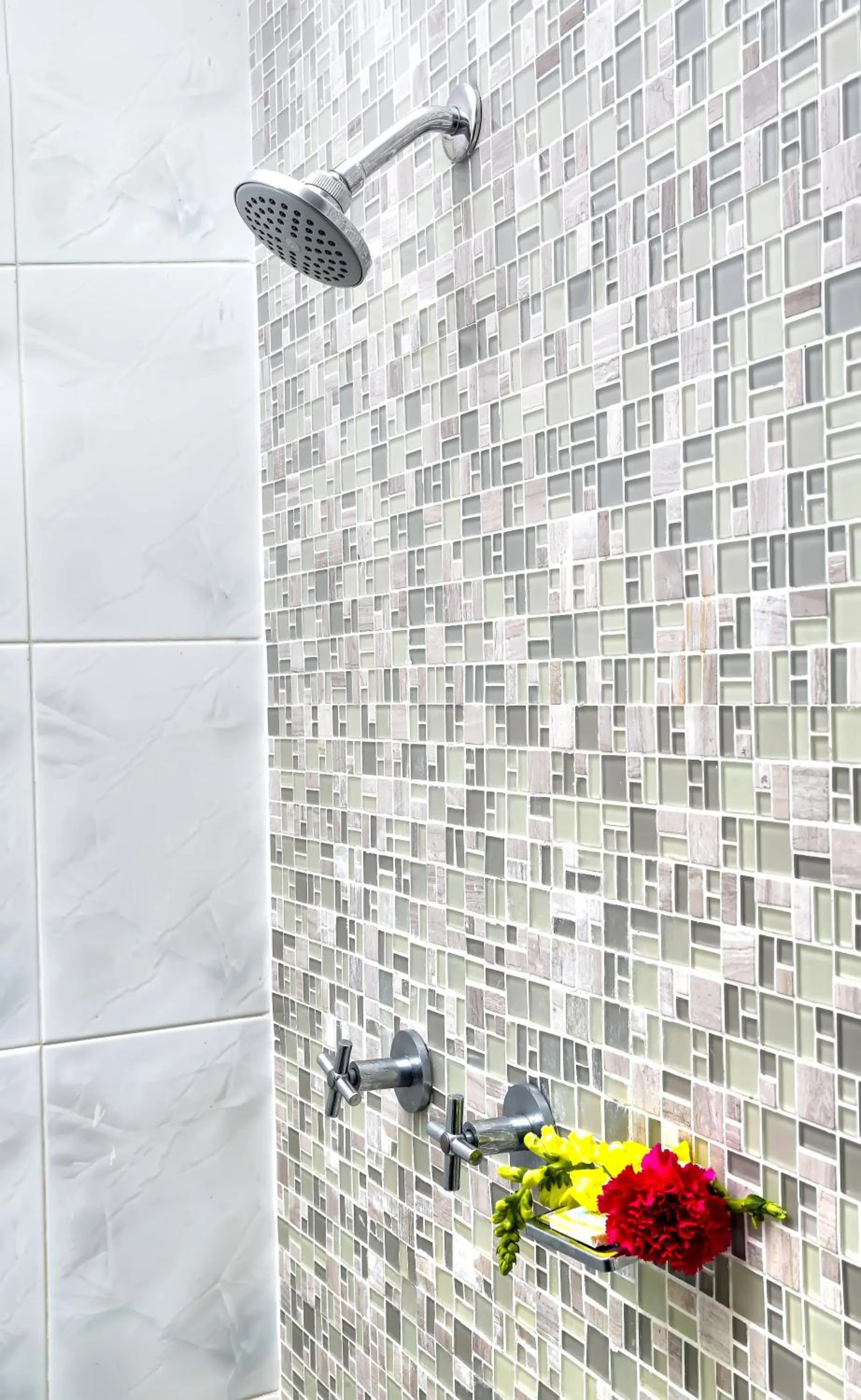 Shower in Hotel Marbella