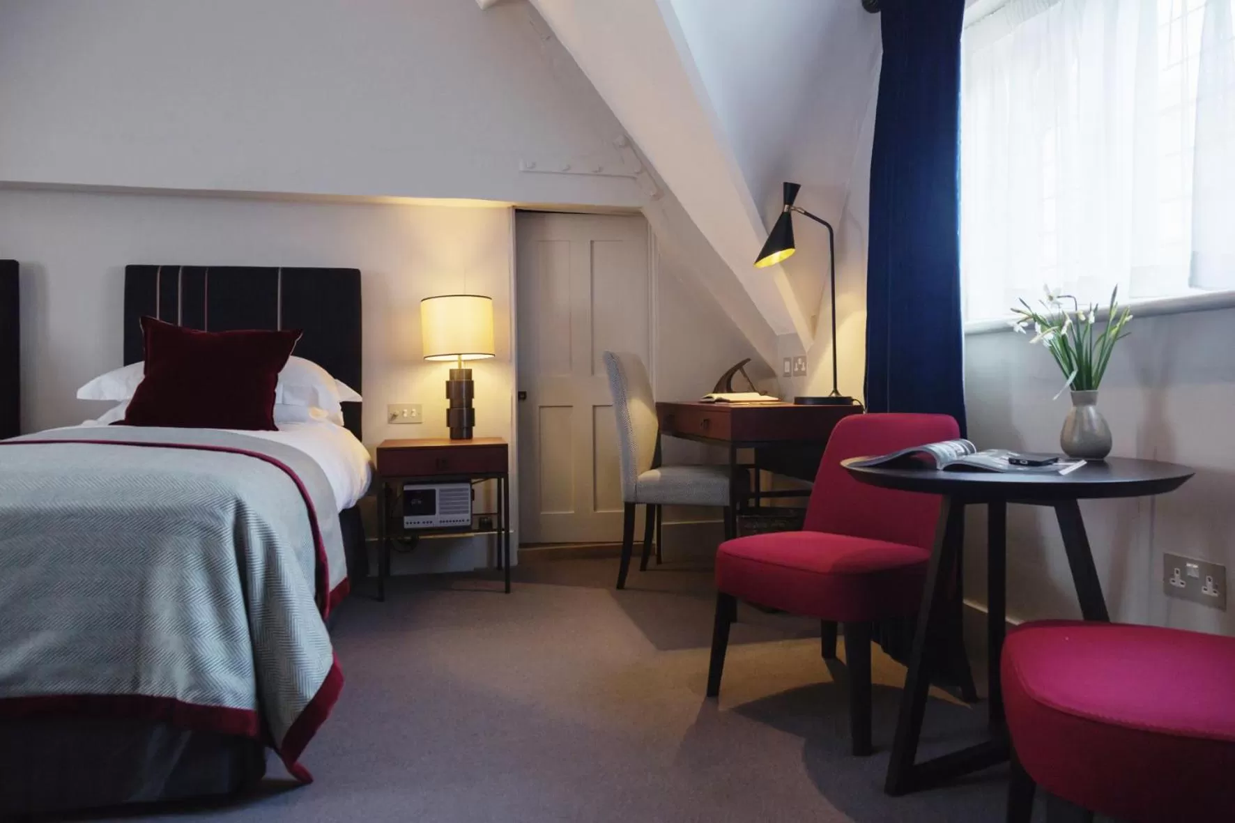 Bed in Old Parsonage Hotel