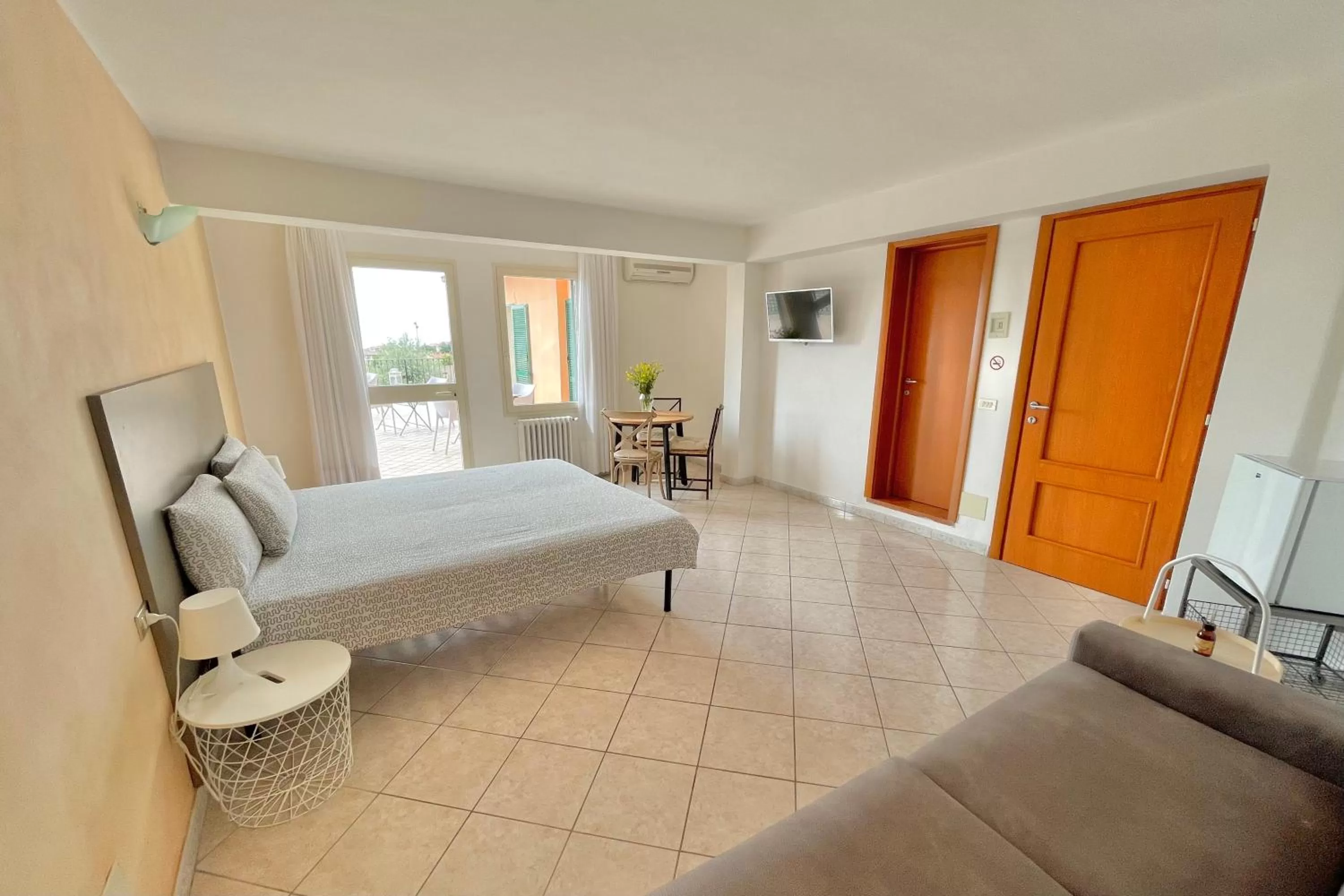 Photo of the whole room, Bed in Albergo Vittoria