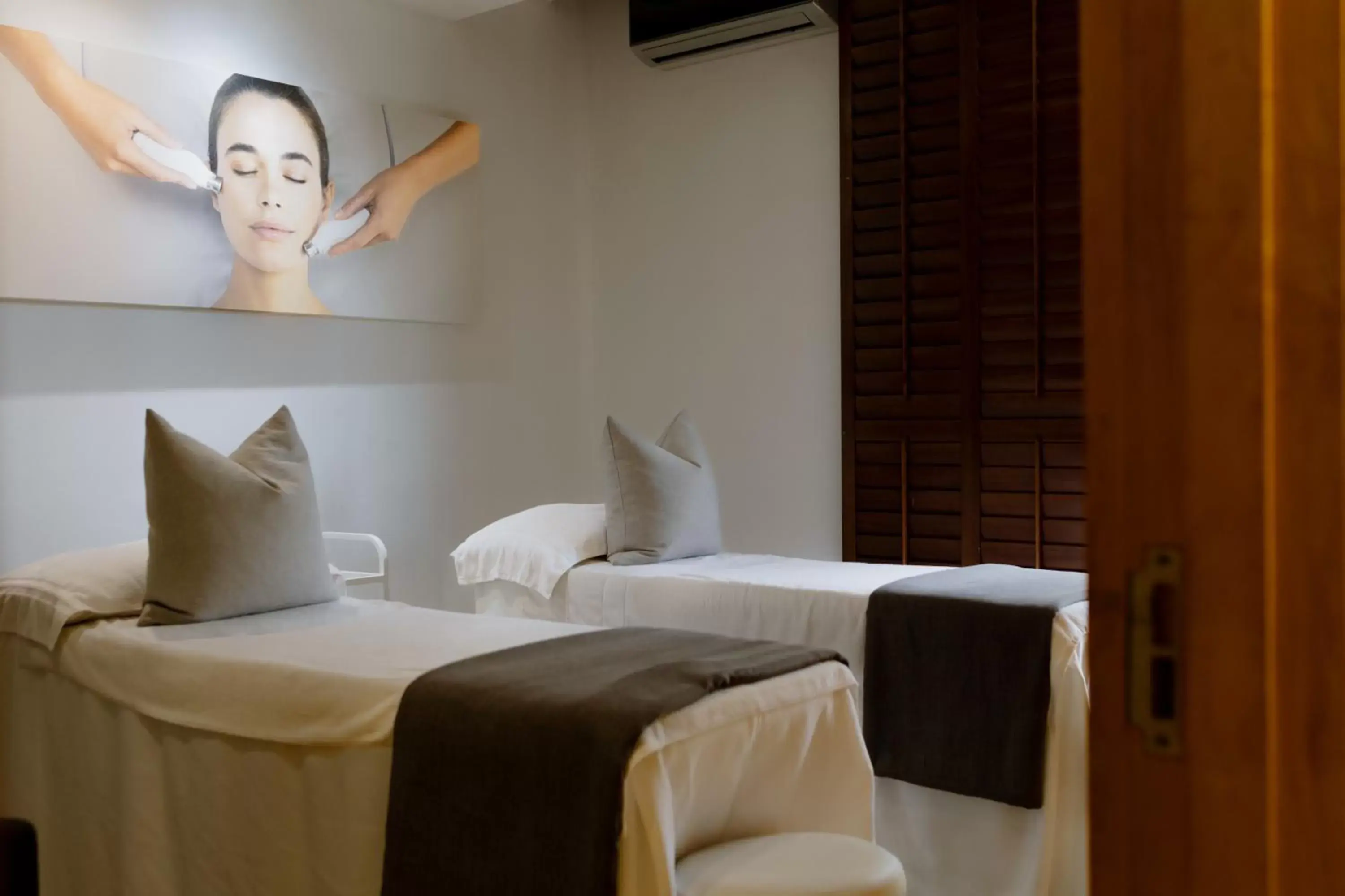 Spa and wellness centre/facilities, Bed in Mantis No5 Boutique Art Hotel