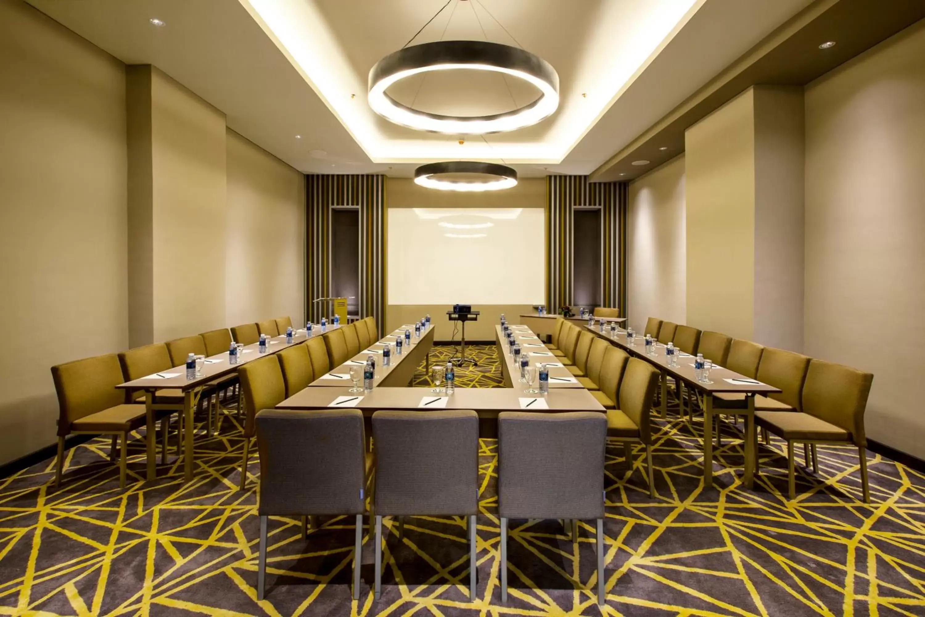 Meeting/conference room, Business Area/Conference Room in AONE Hotel