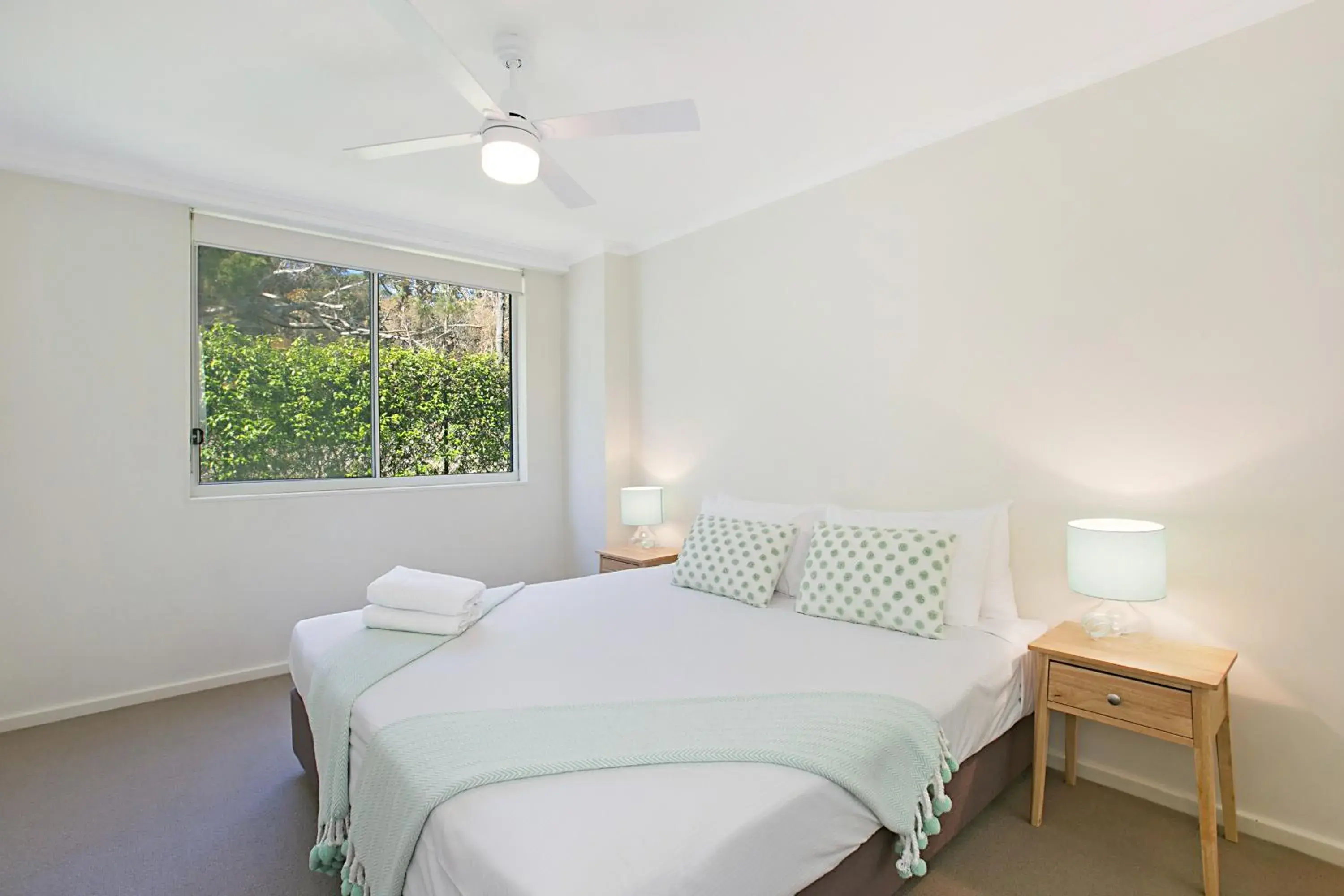 Bedroom, Bed in Mantra Nelson Bay