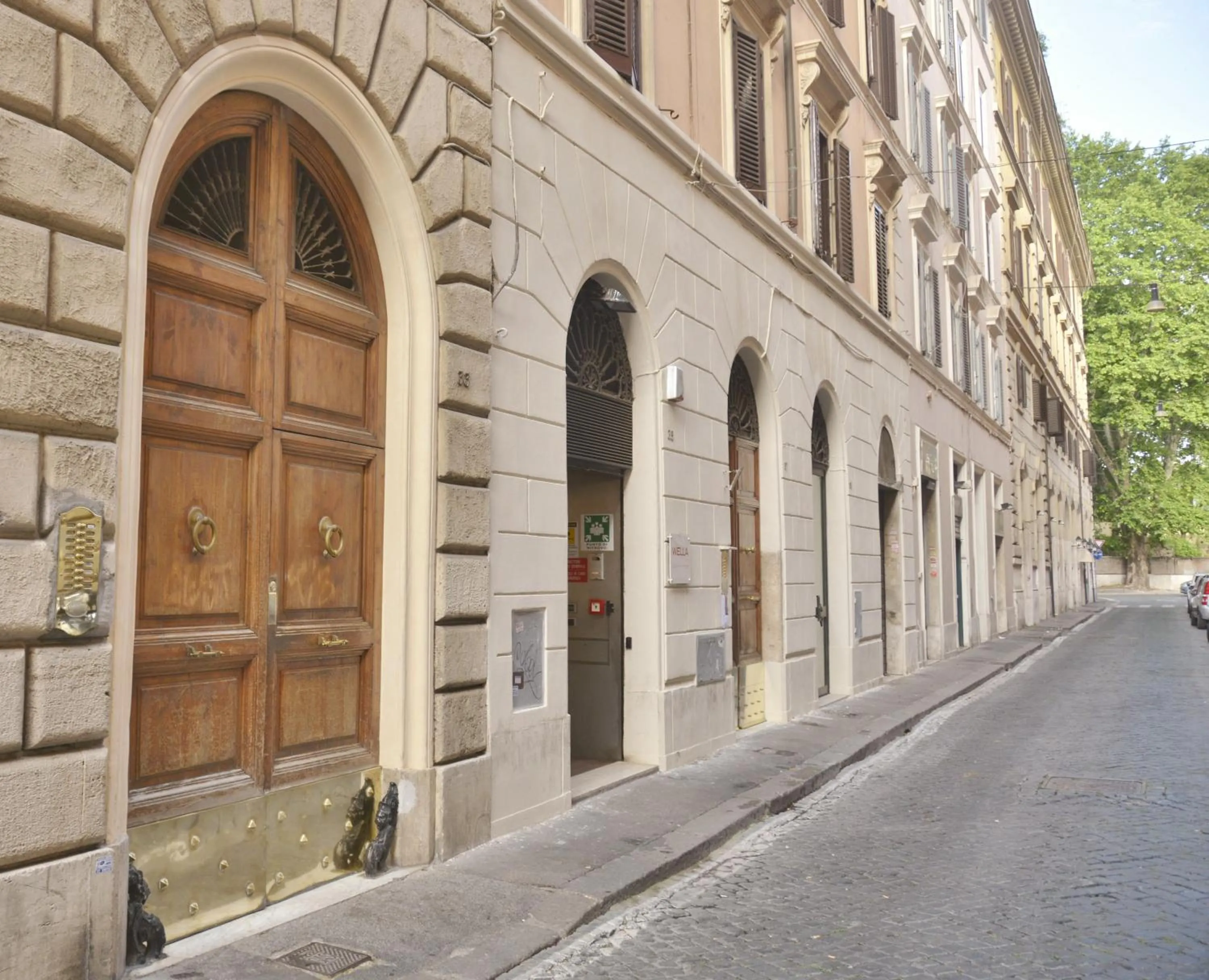 Facade/entrance in Ripetta Central Suites
