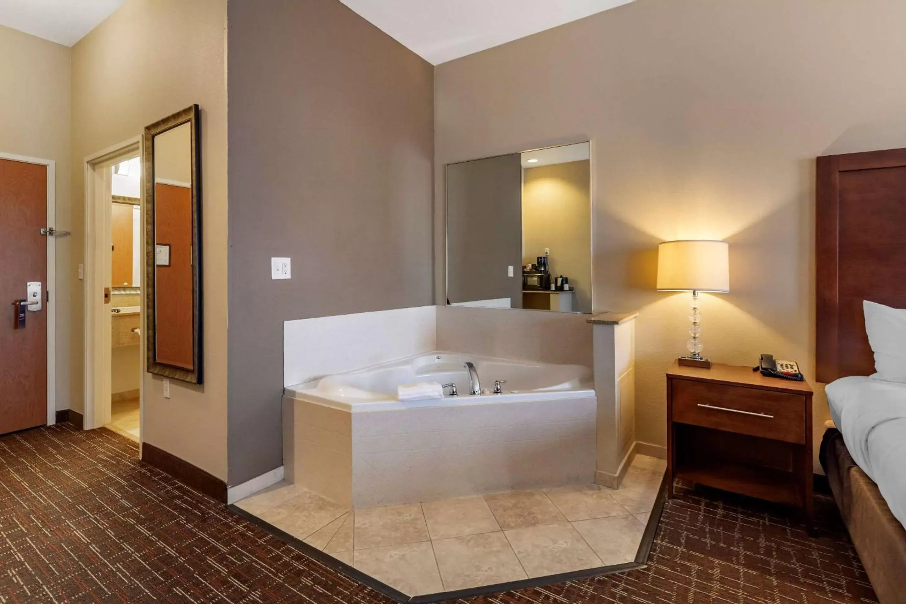 Photo of the whole room, Bathroom in Comfort Inn & Suites Shawnee North near I-40