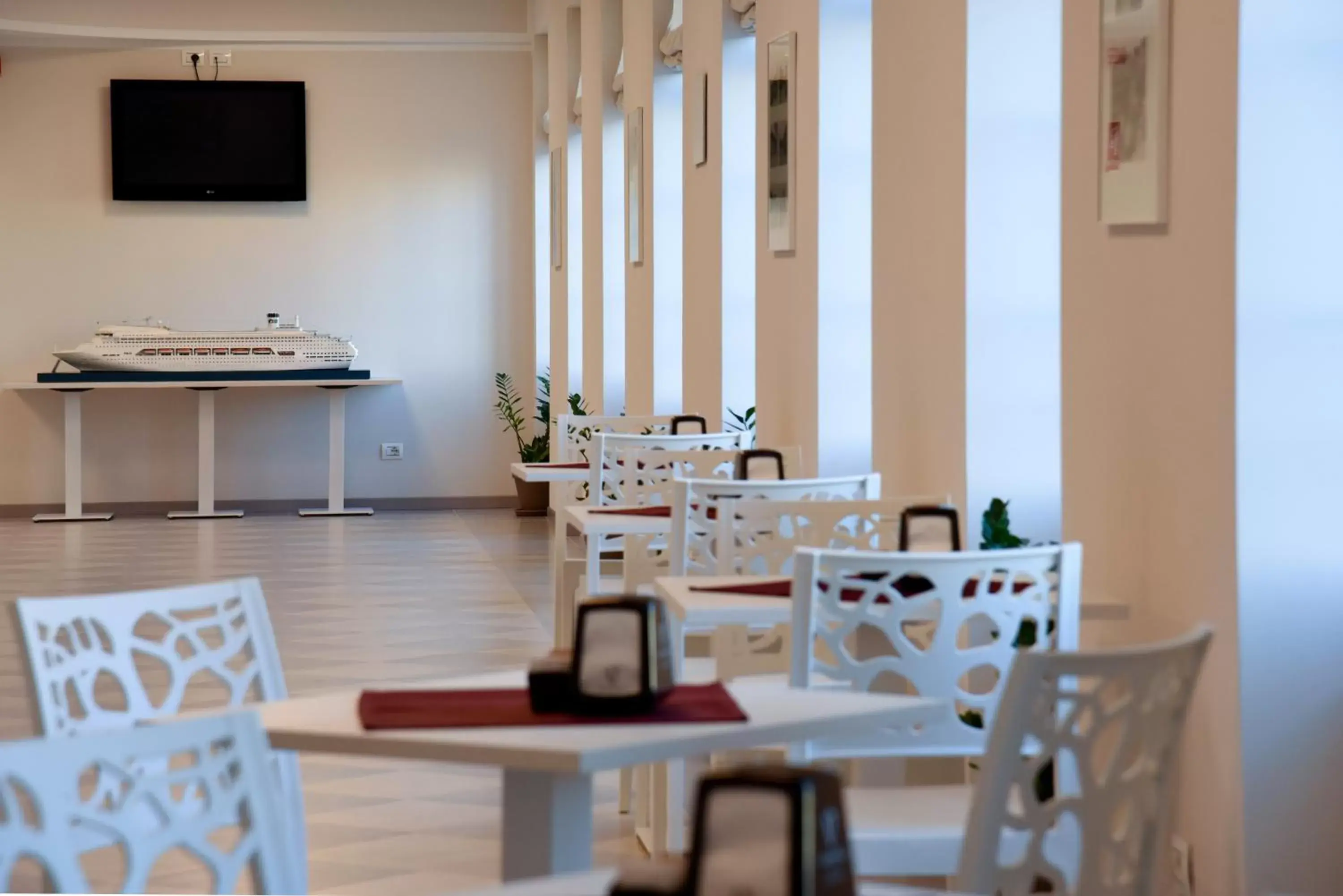 Lobby or reception, Restaurant/Places to Eat in Nuovo Albergo Operai