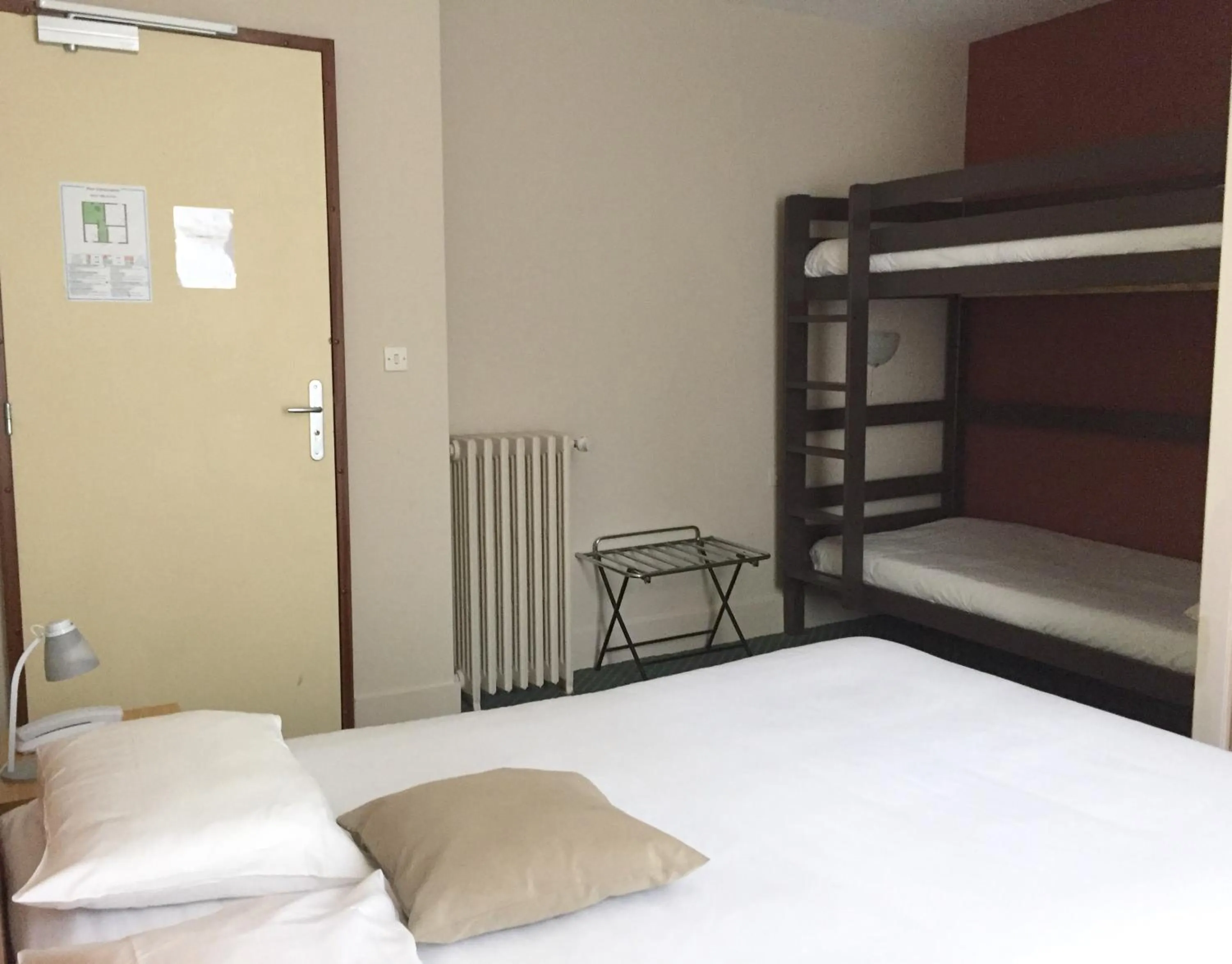 Bedroom, Bed in Hôtel Villa Du Parc