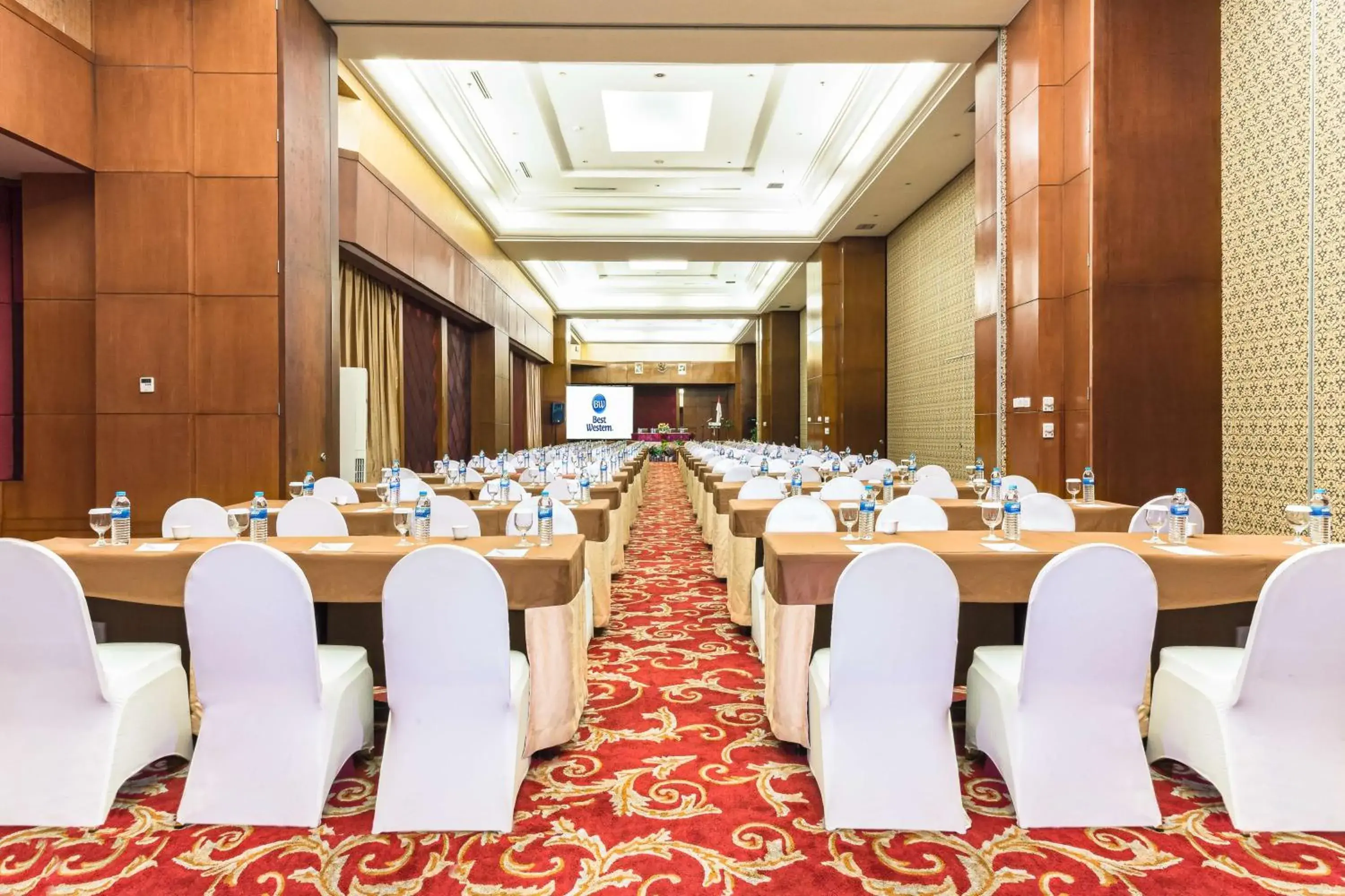 Banquet/Function facilities in Best Western Mangga Dua Hotel And Residence