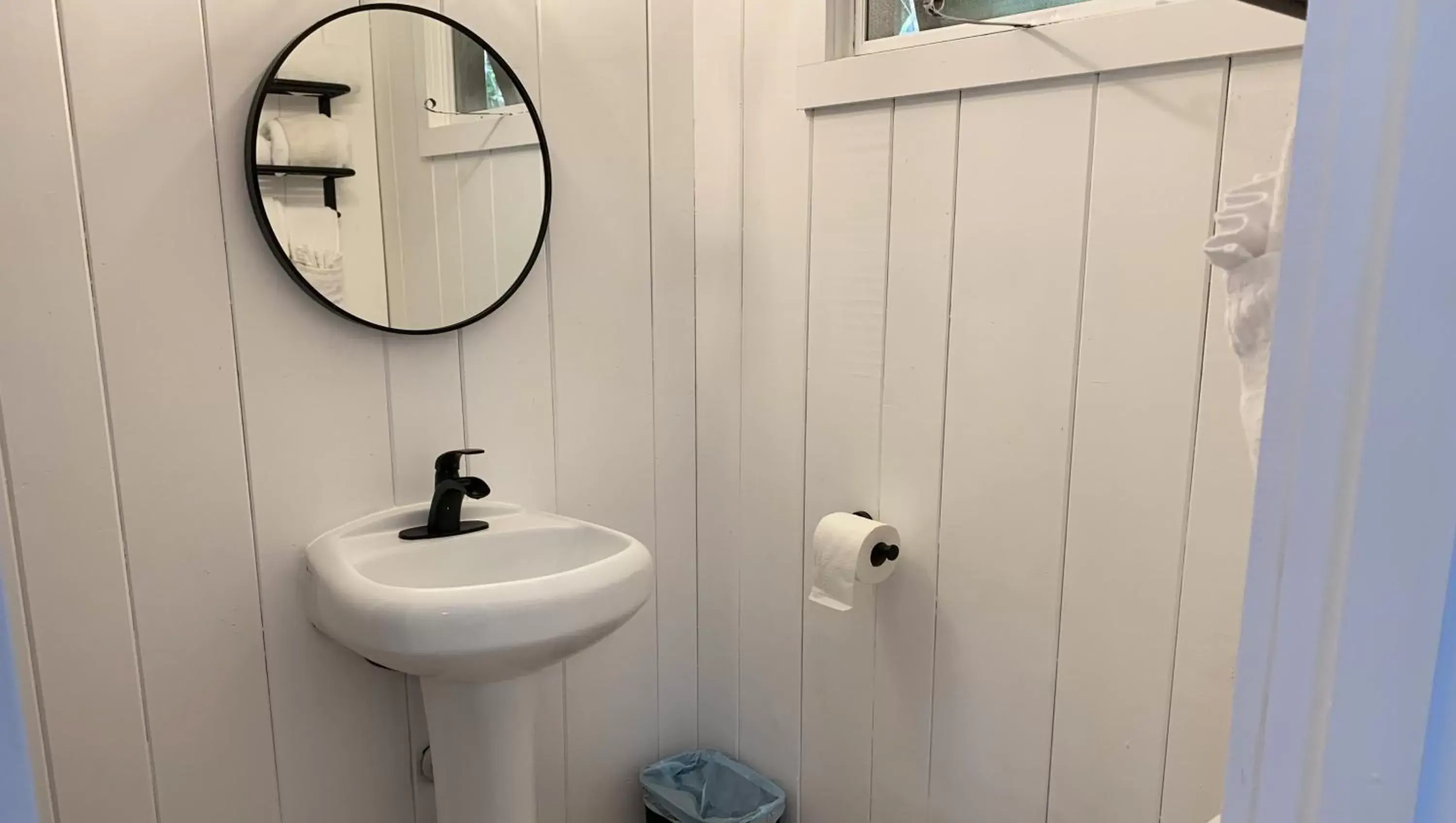 Bathroom in Motel Luzerne