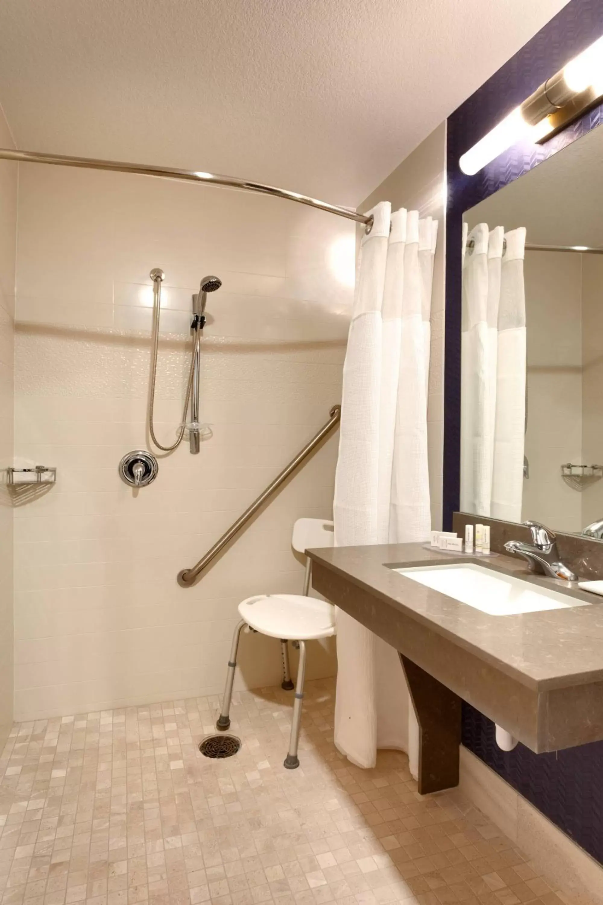 Bathroom in Fairfield Inn and Suites Sierra Vista