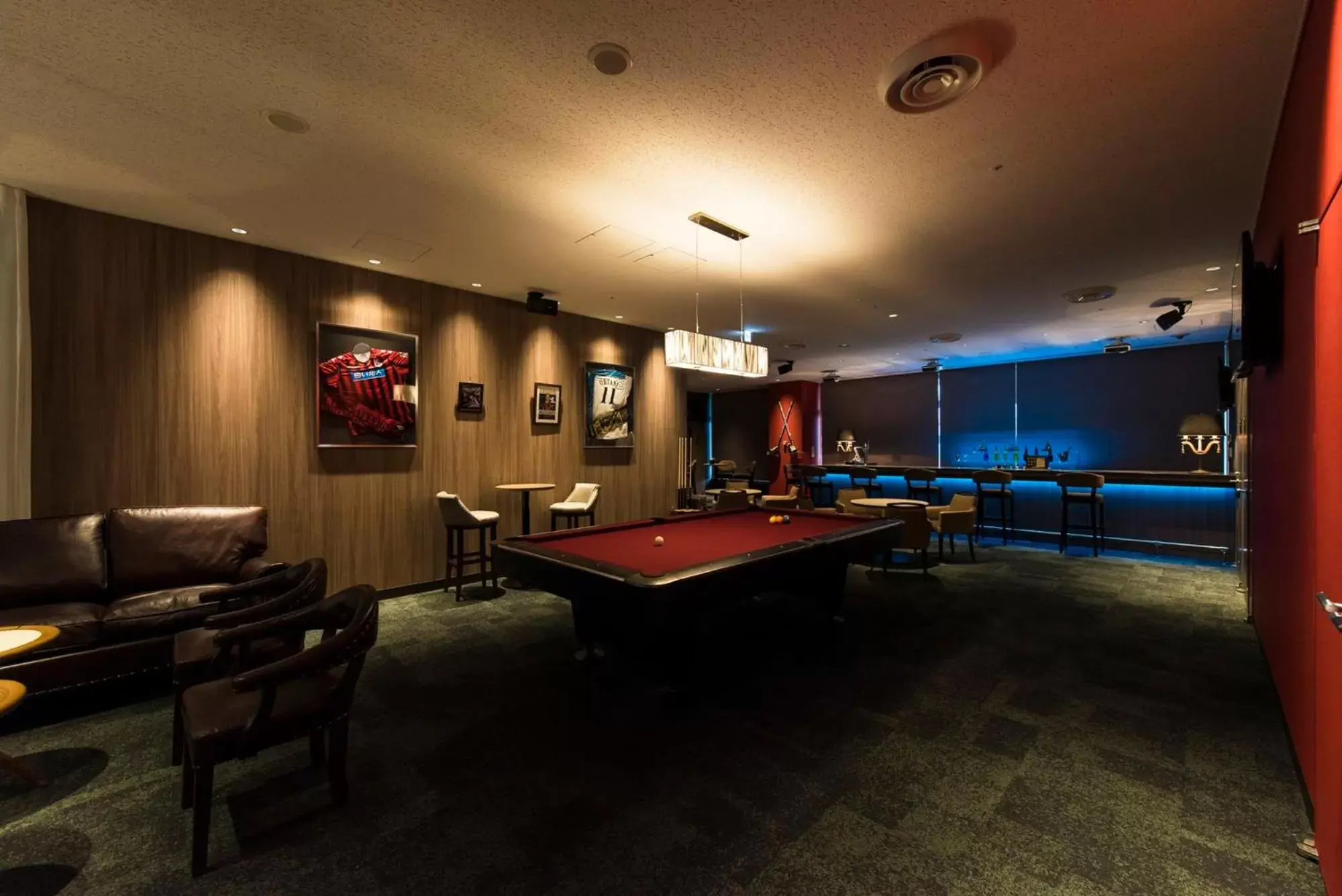 Lounge or bar, Billiards in ANA Crowne Plaza Chitose, an IHG Hotel