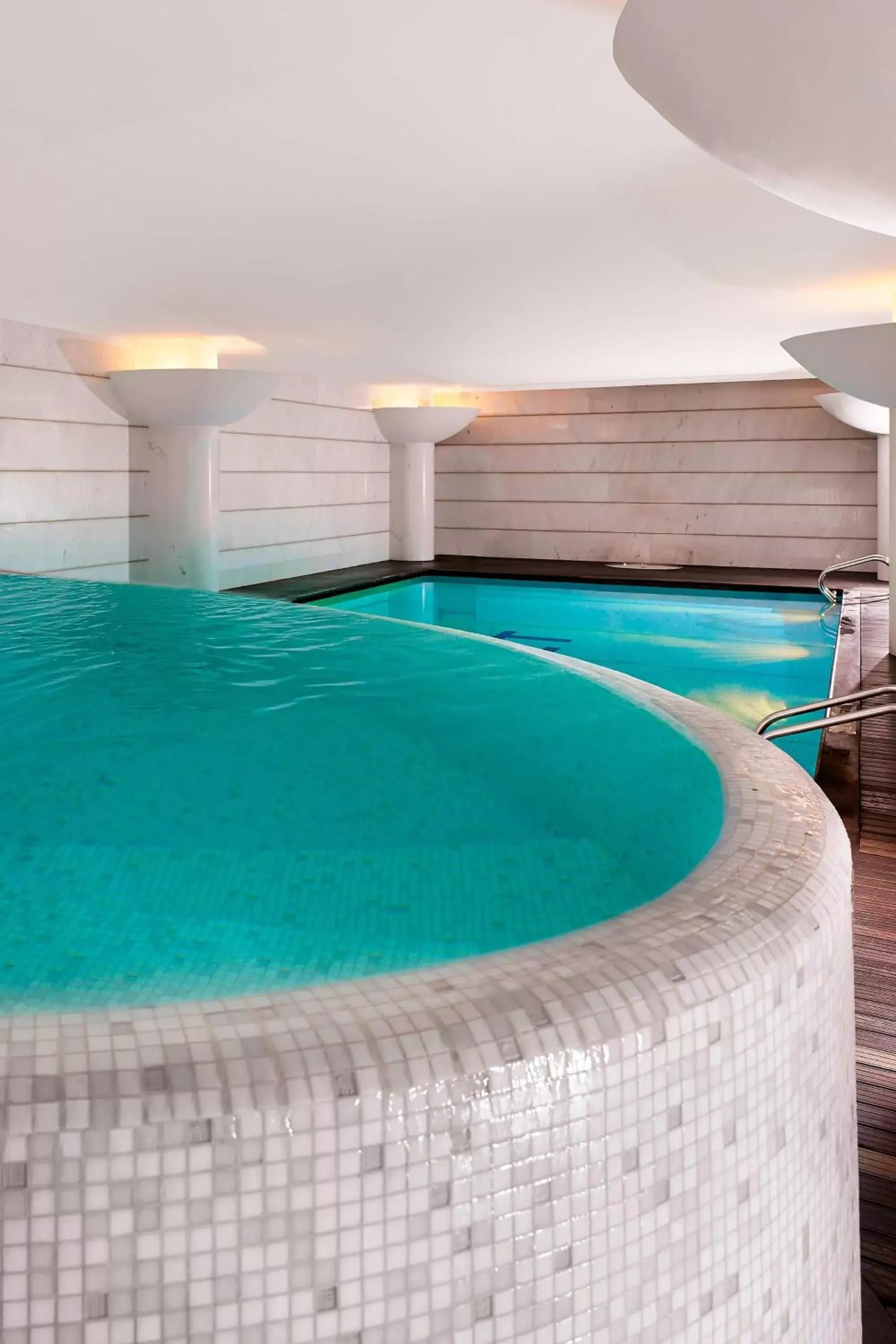 Swimming Pool in Sheraton Porto Hotel & Spa