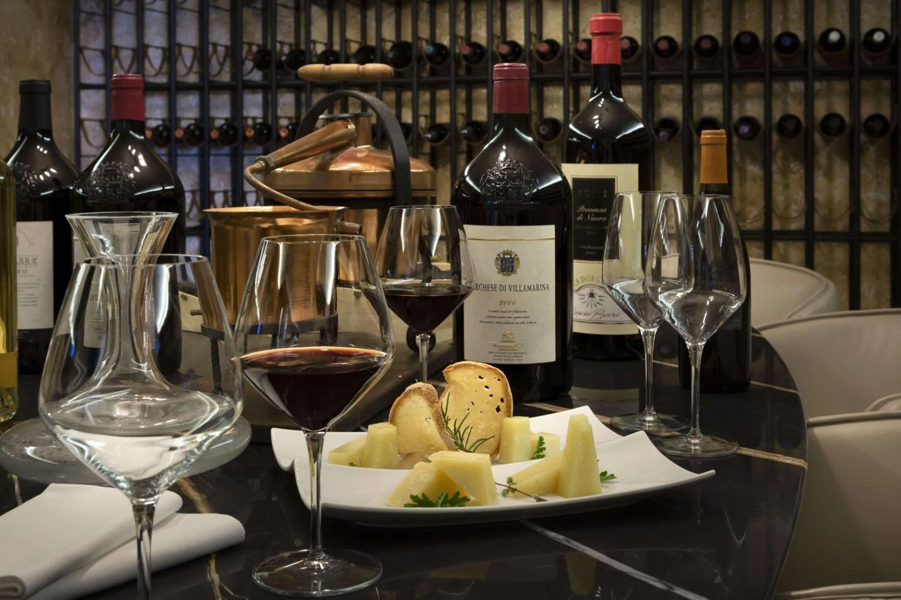 Restaurant/places to eat in Sulià House Porto Rotondo, Curio Collection by Hilton