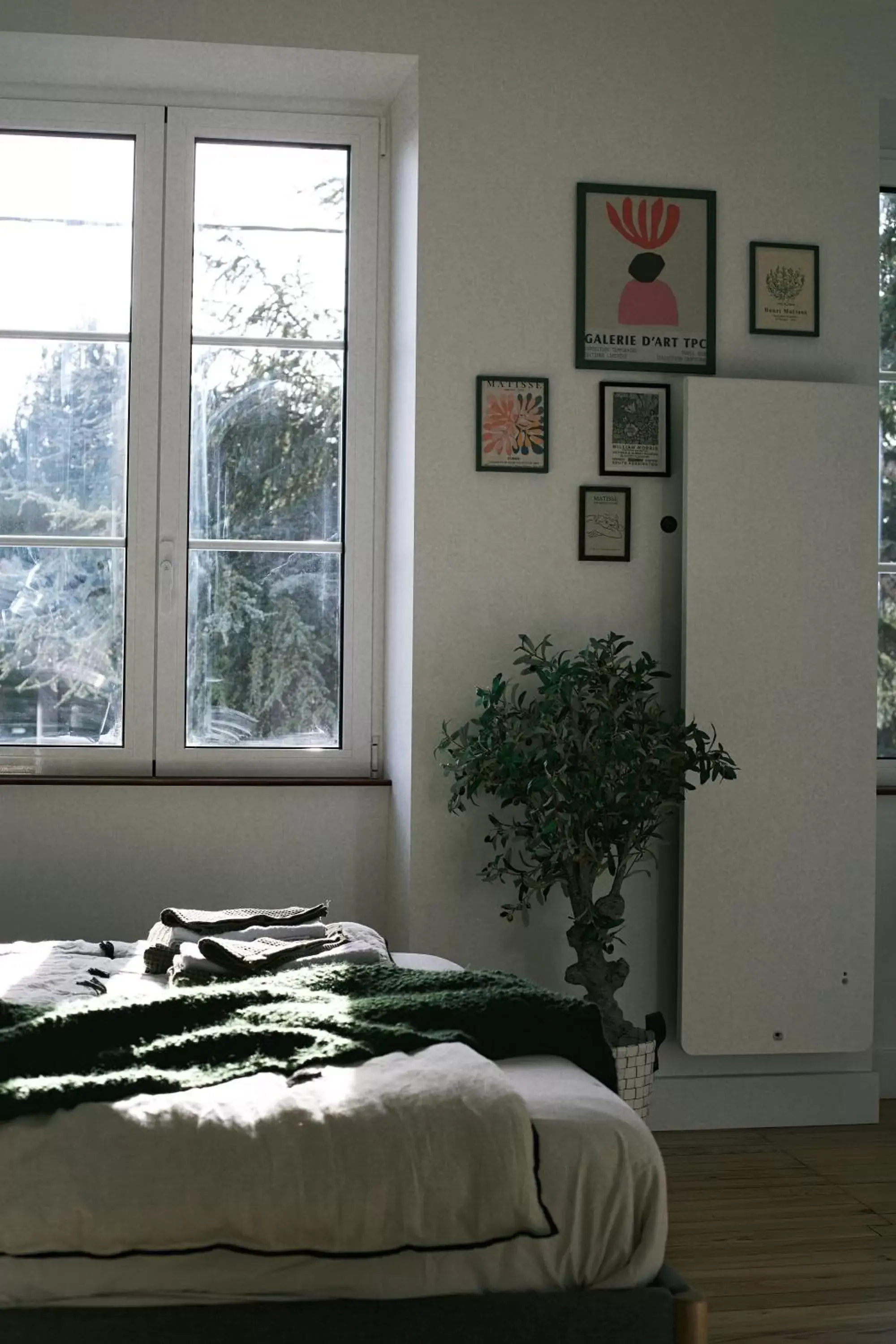 Photo of the whole room, Bed in Maison Farol