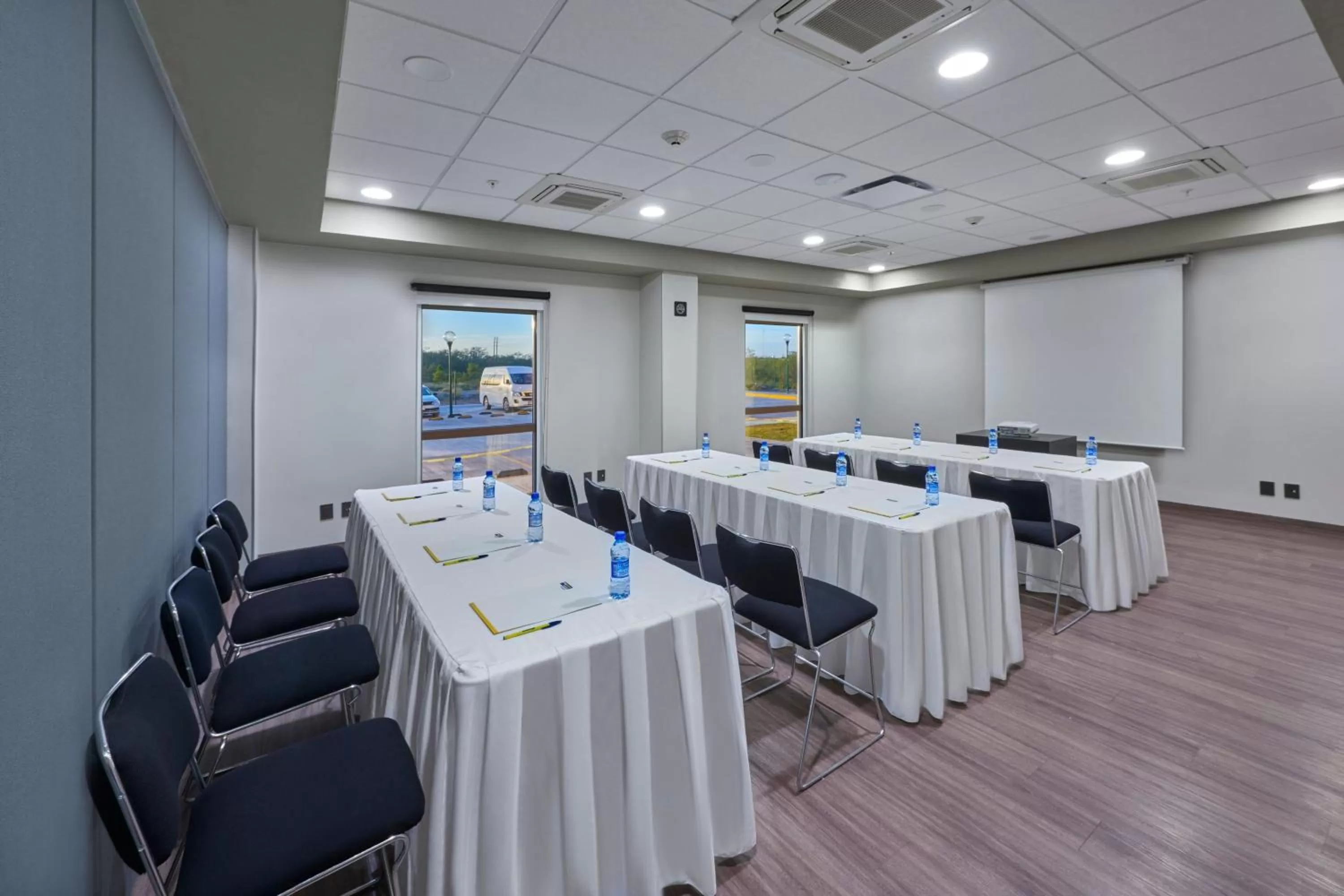 Meeting/conference room in City Express by Marriott Reynosa Aeropuerto