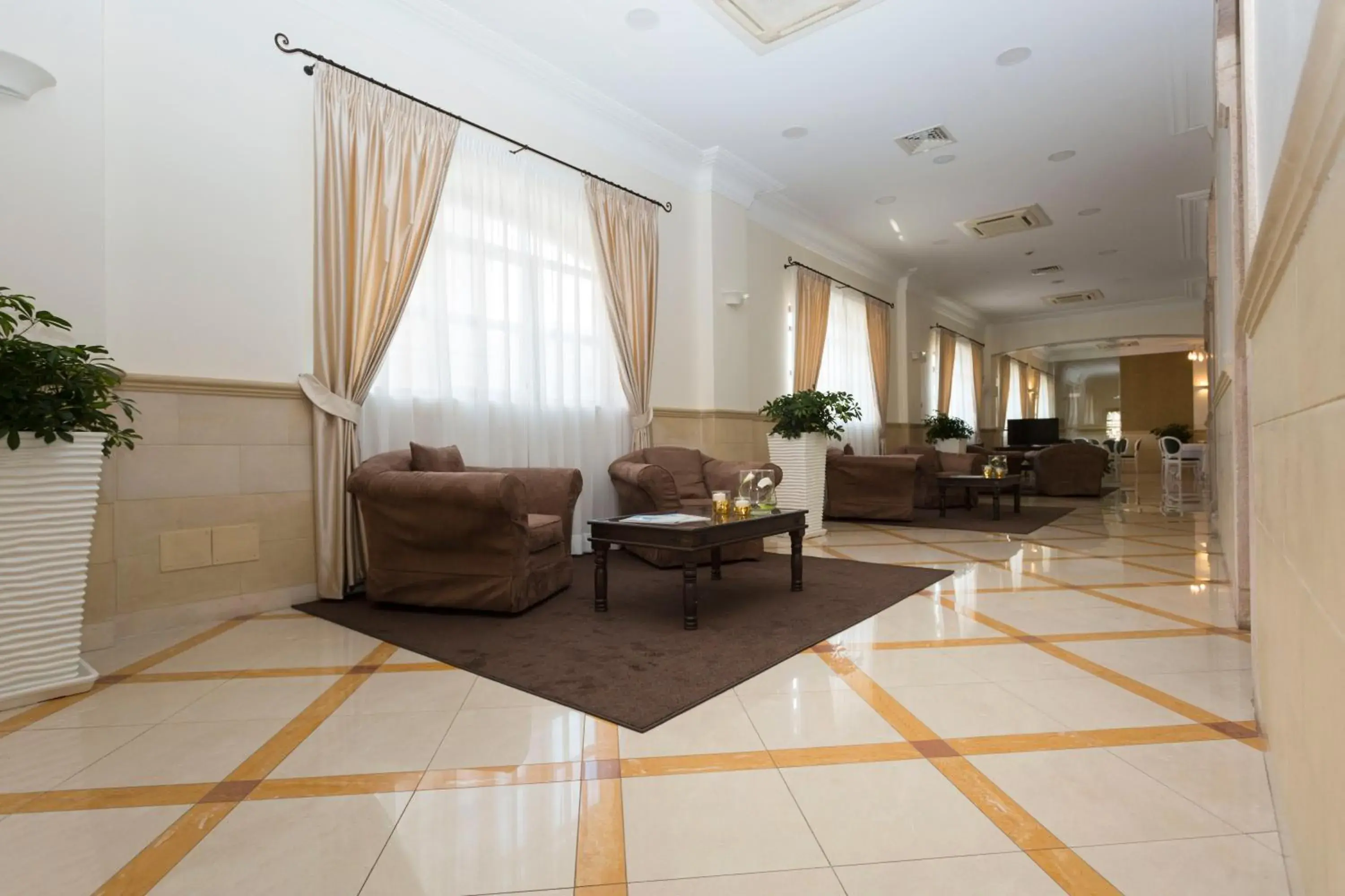 Lobby or reception, Seating Area in Hotel Cavaliere