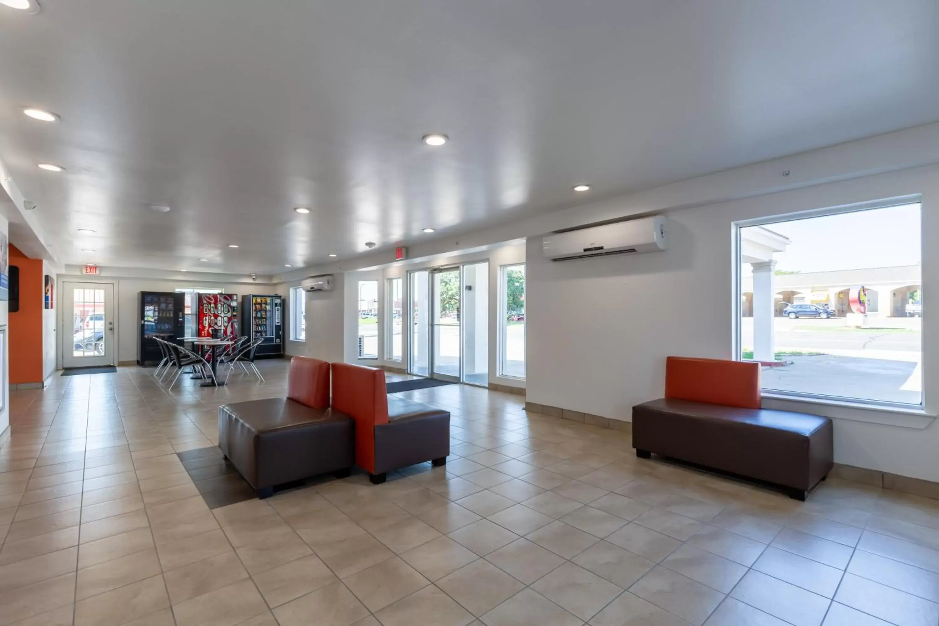Lobby or reception in Motel 6-Bryan, TX - University Area Lobby or reception in Motel 6-Bryan, TX - University Area