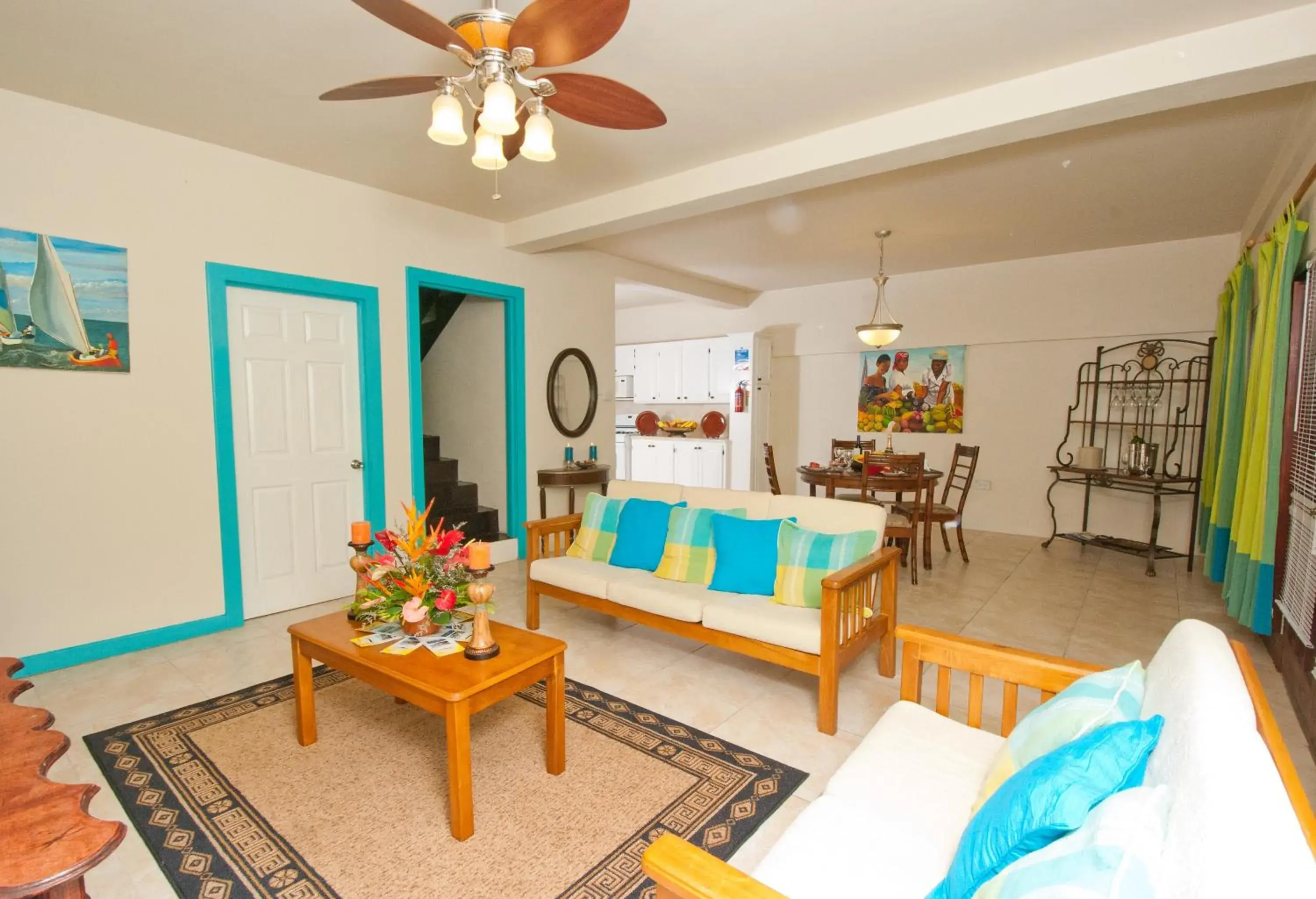 Living room, Seating Area in Grooms Beach Villa & Resort