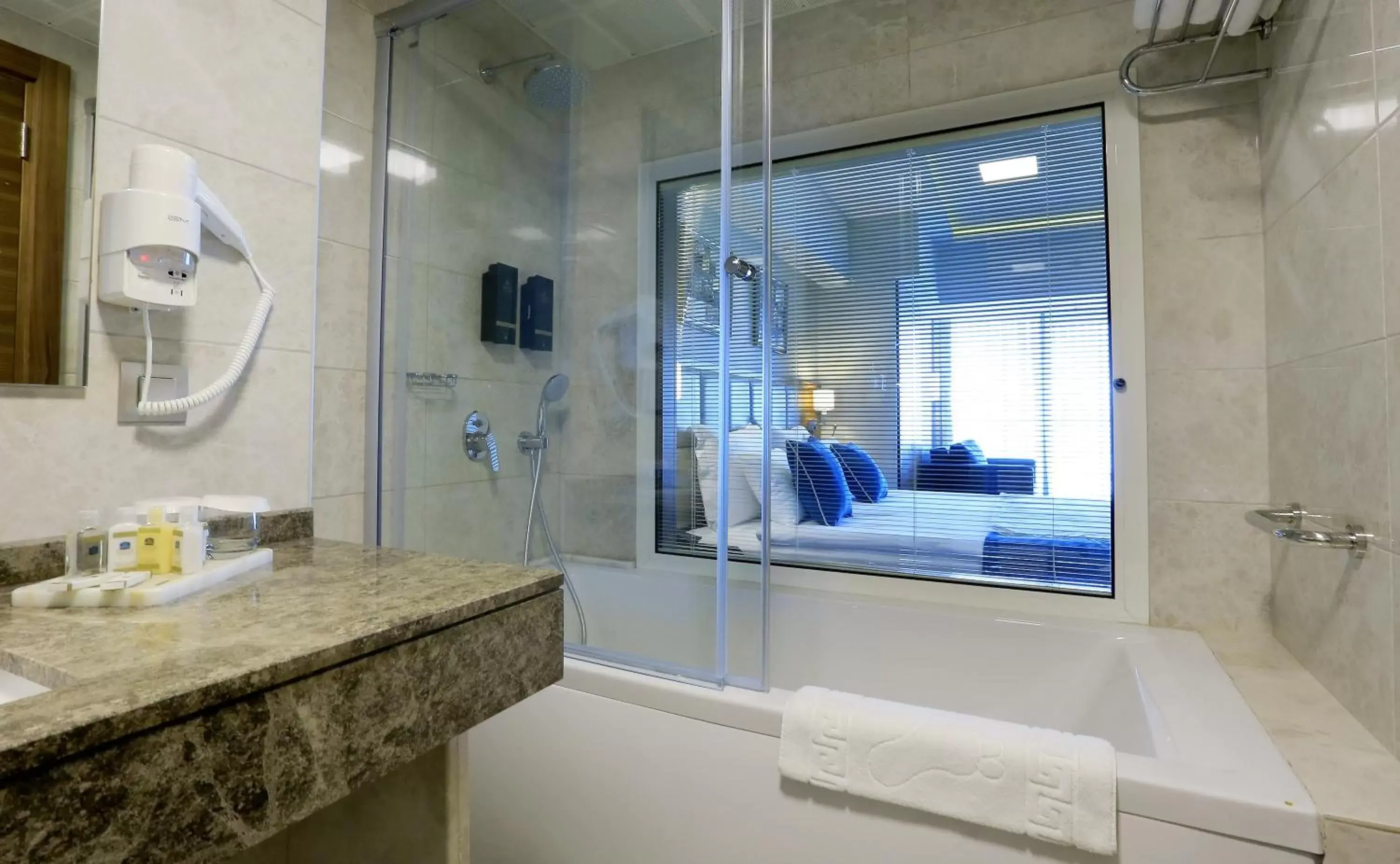 Bathroom in Best Western Premier Karsiyaka Convention & Spa Hotel