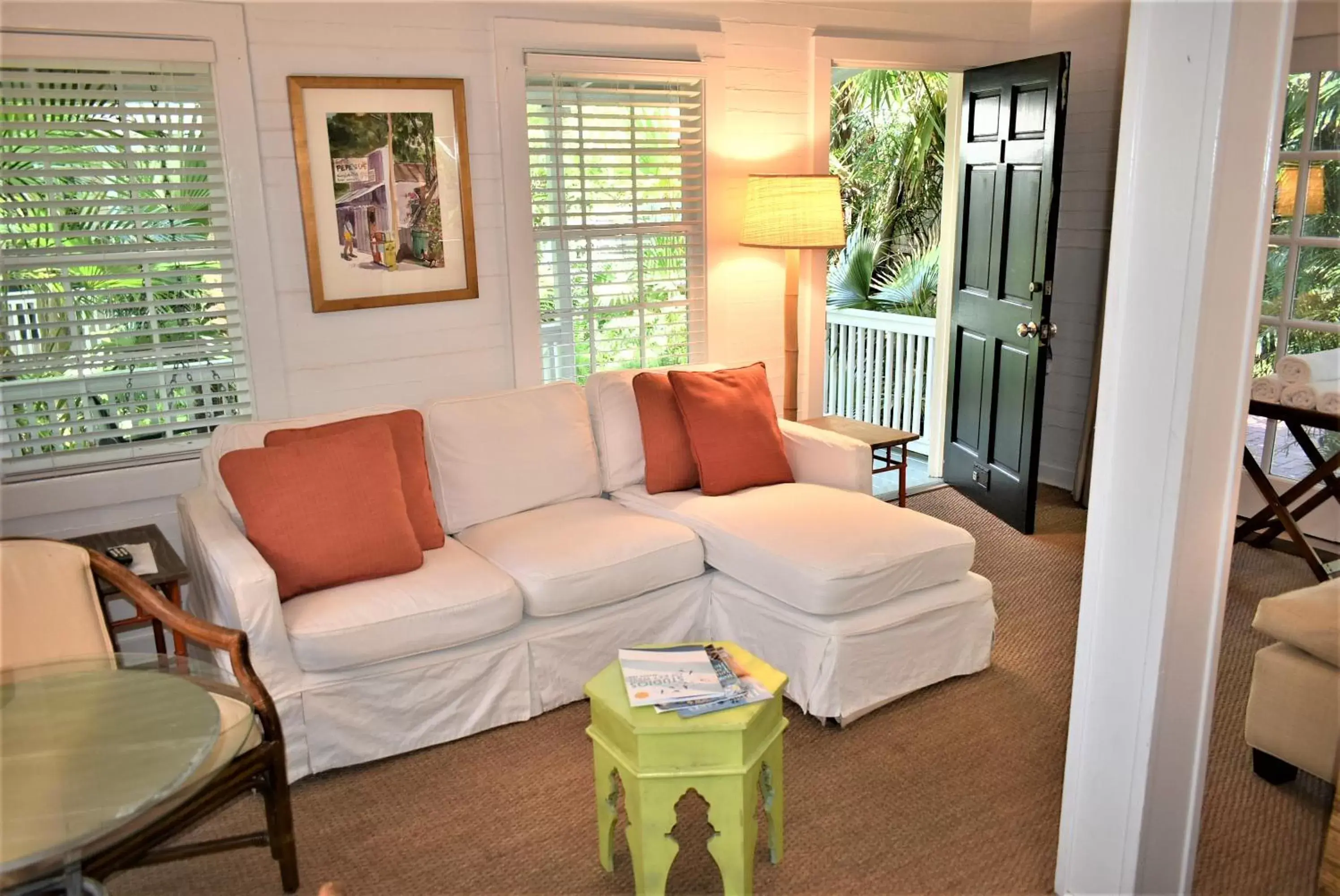 Seating Area in Simonton Court Historic Inn & Cottages