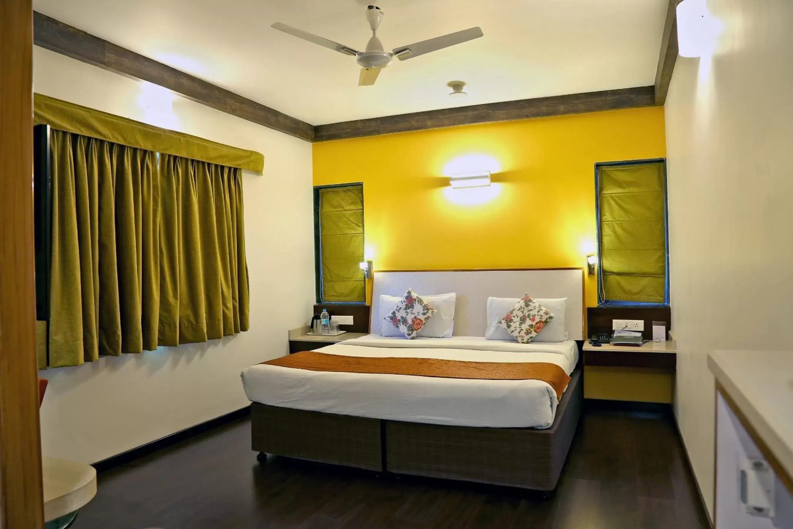 Bedroom, Bed in Hotel Vrishali Executive Bedroom, Bed in Hotel Vrishali Executive