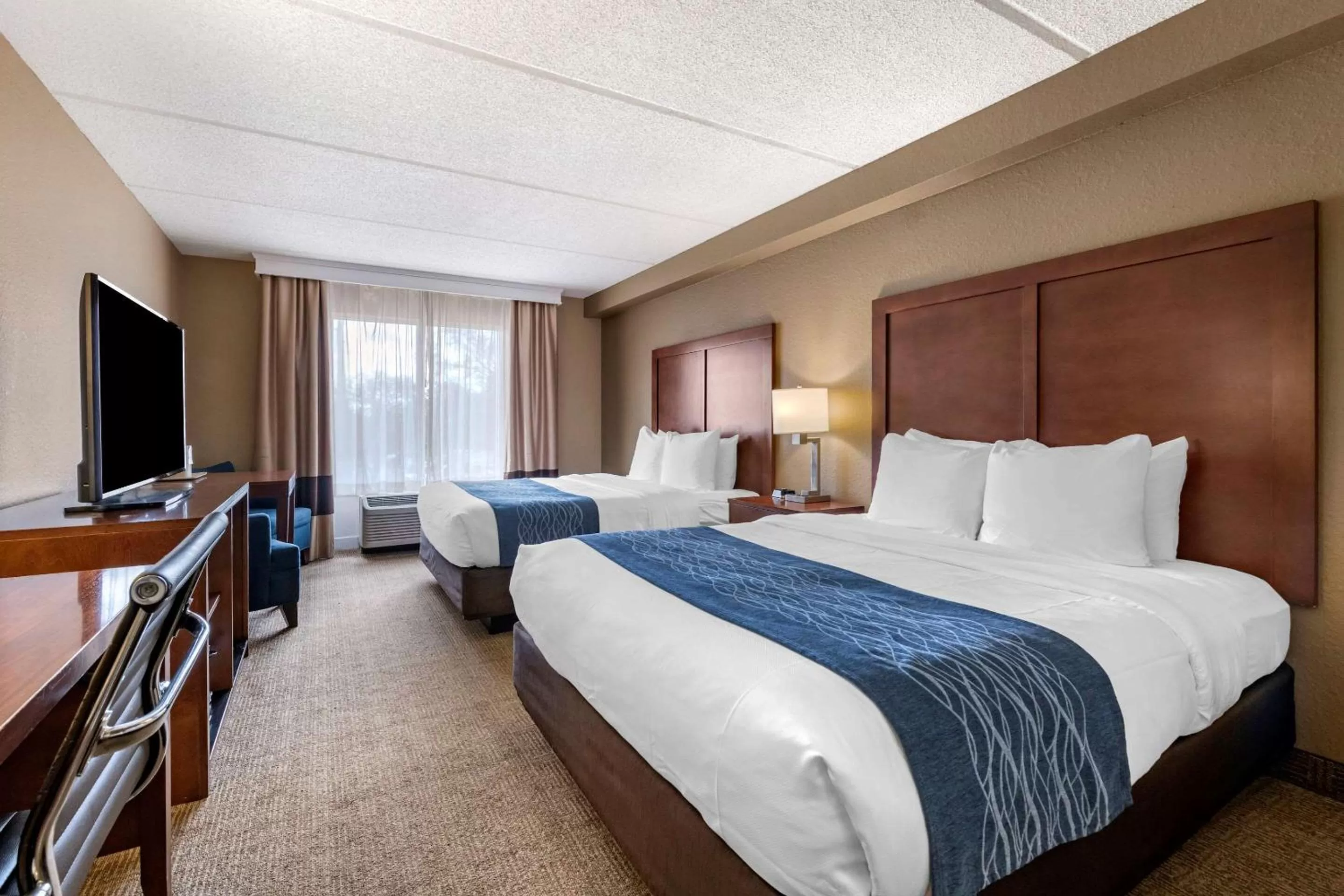 Bedroom, Bed in Comfort Inn & Suites Orlando North